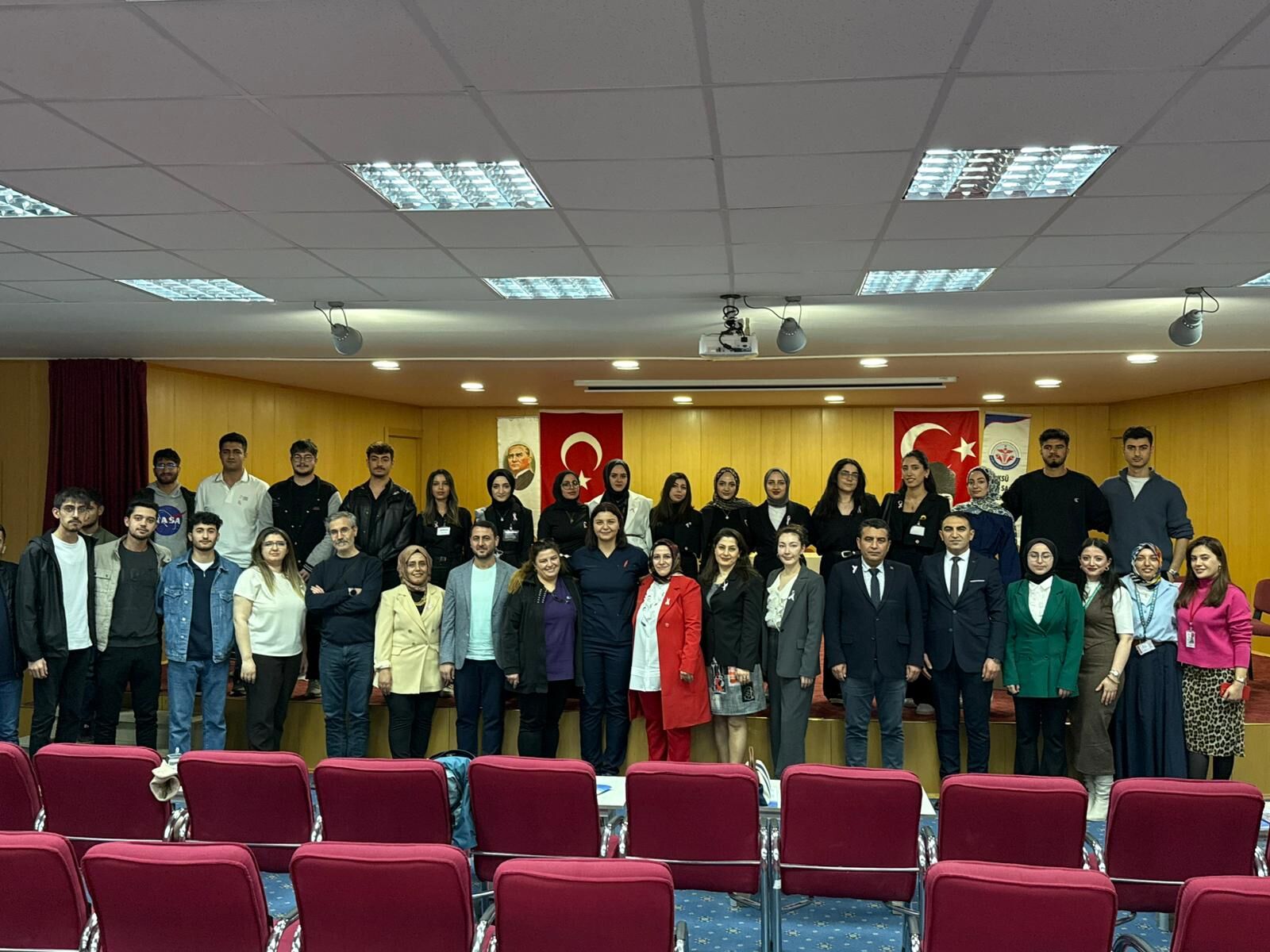 Afşin Sağlık Yüksekokulu’nda Kansere Karşı Bilinçlendiren Panel