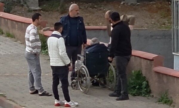 Yaşlı Babasına Sert Çıkan Şahıs, Yanlış Anlaşılınca Darp Edildi (4)