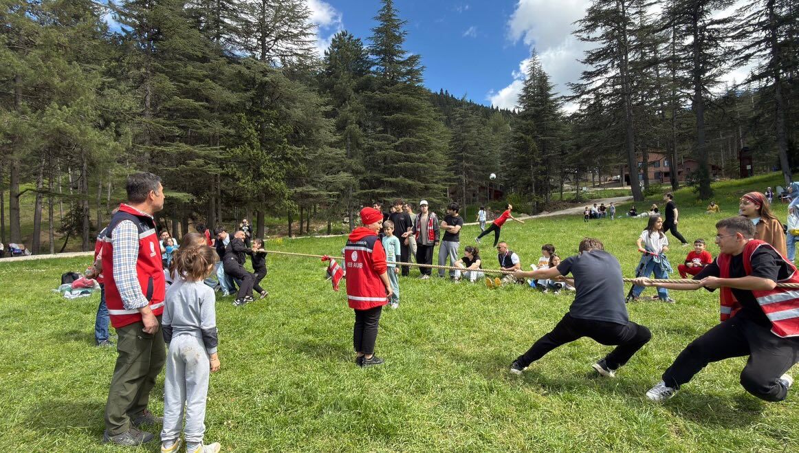 19 Mayıs Coşkusu Başkonuş Yaylası’nda Doğayla Buluştu1