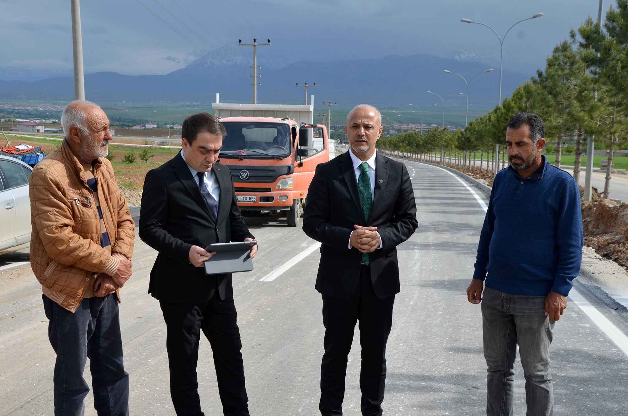 Afşin’de Dr. Devlet Bahçeli Bulvarı Trafiğe Açılıyor (10)