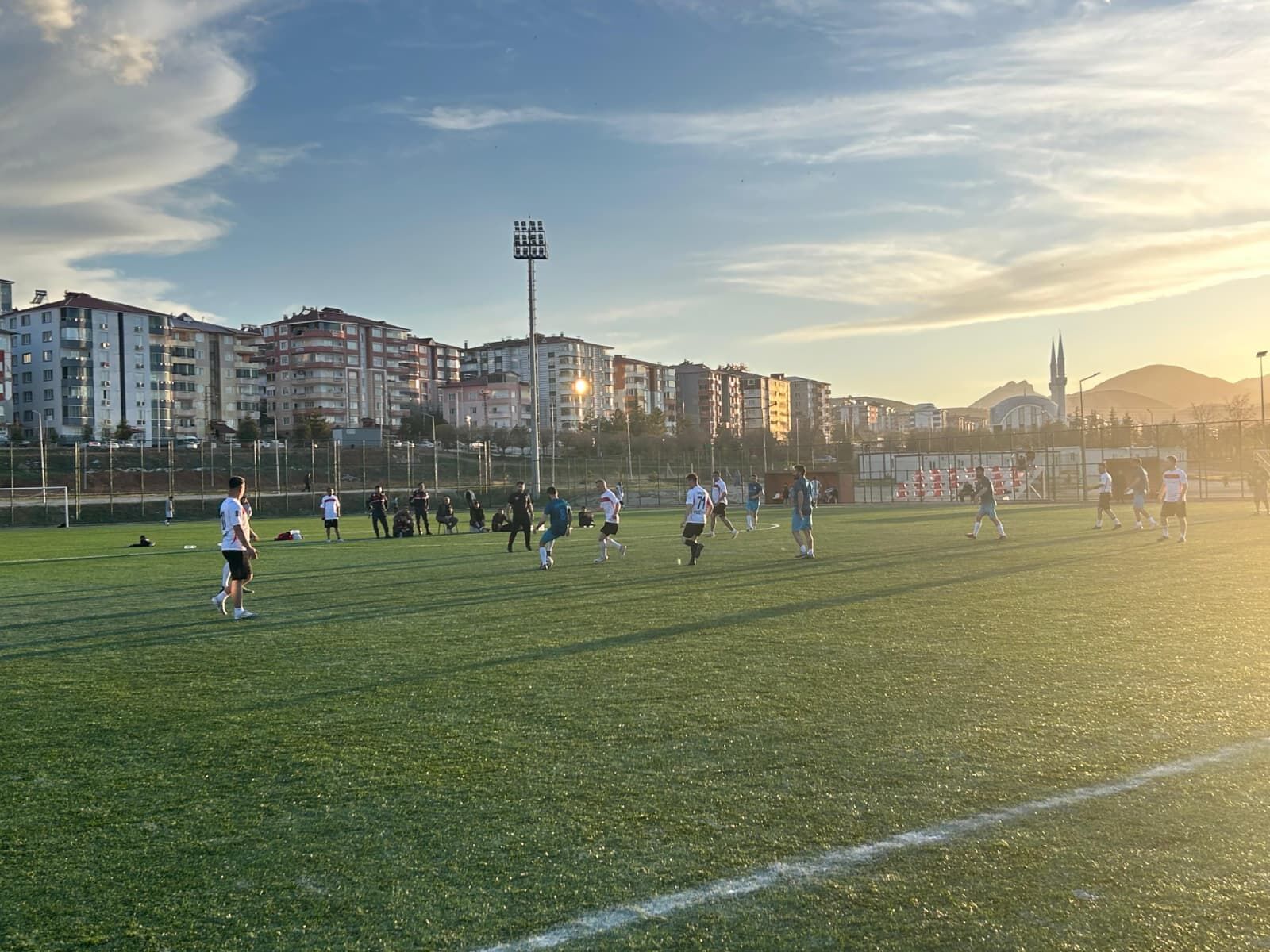 Afşin’de Futbol Turnuvasında Trafik Güvenliği Farkındalığı (1)