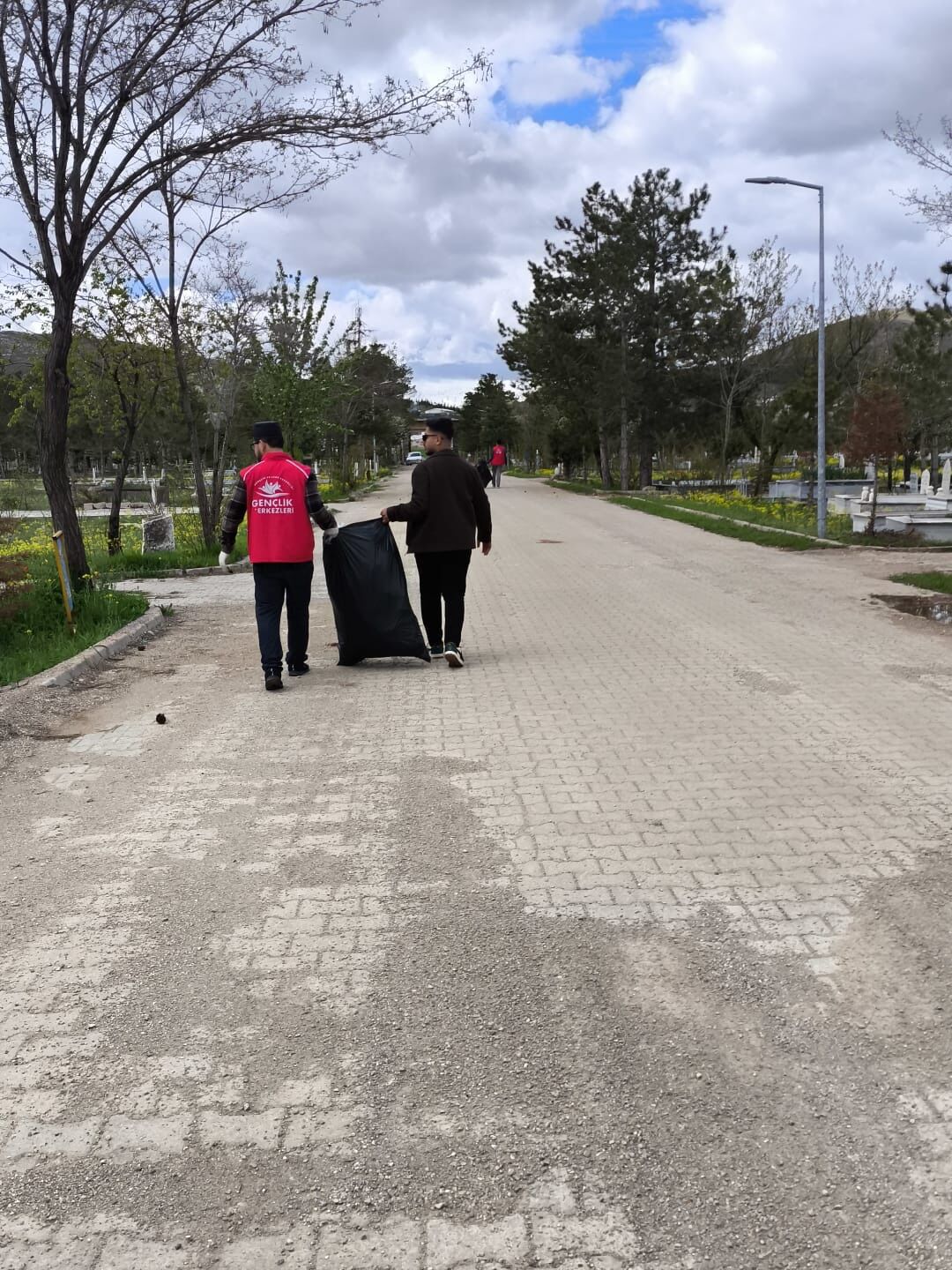 Afşin’de Gençlerden Anlamlı Çalışma Geçmişe Saygı, Topluma Örnek Davranış (2)