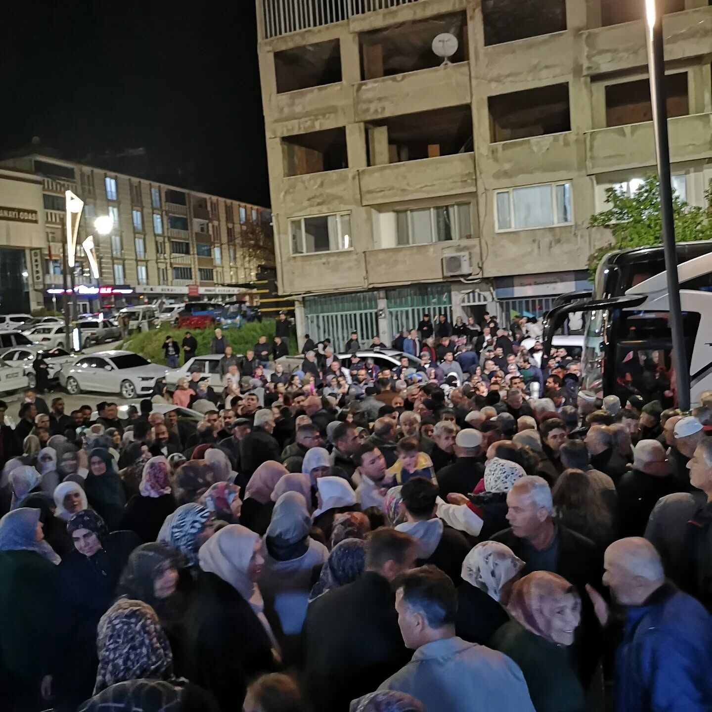 Afşin’de Hacı Adayları Dualarla Kutsal Yolculuğa Uğurlandı (3)