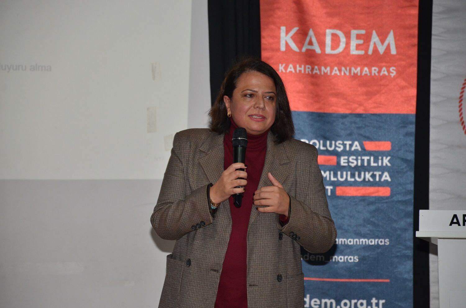 Afşin’de Kadınlara Yönelik Proje Yazarlığı Ve Hibe Destekleri Semineri Düzenlendi (4)