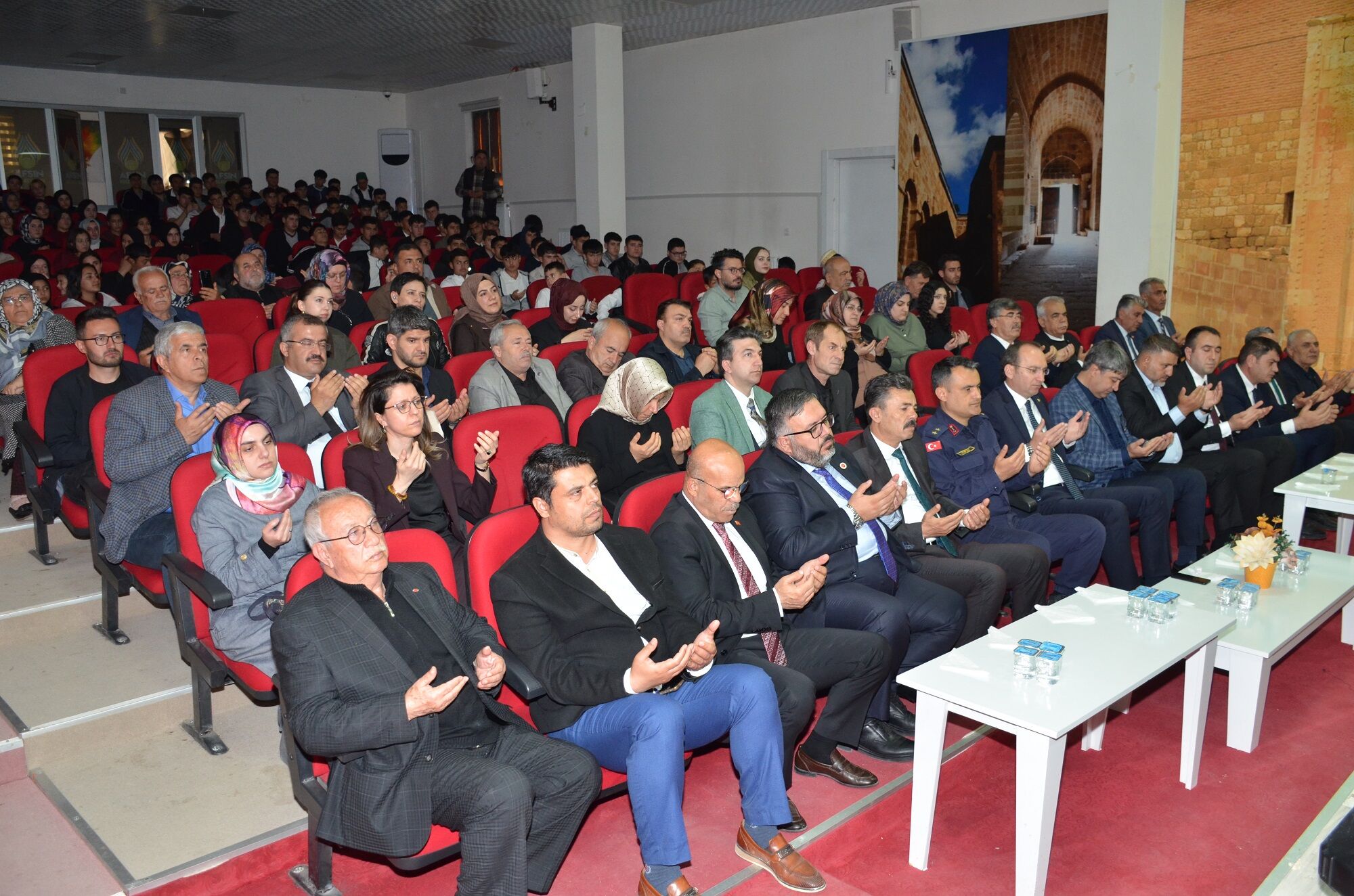 Afşin’de Mevlid I Nebi Programı Yoğun Katılımla Gerçekleştirildi (6)