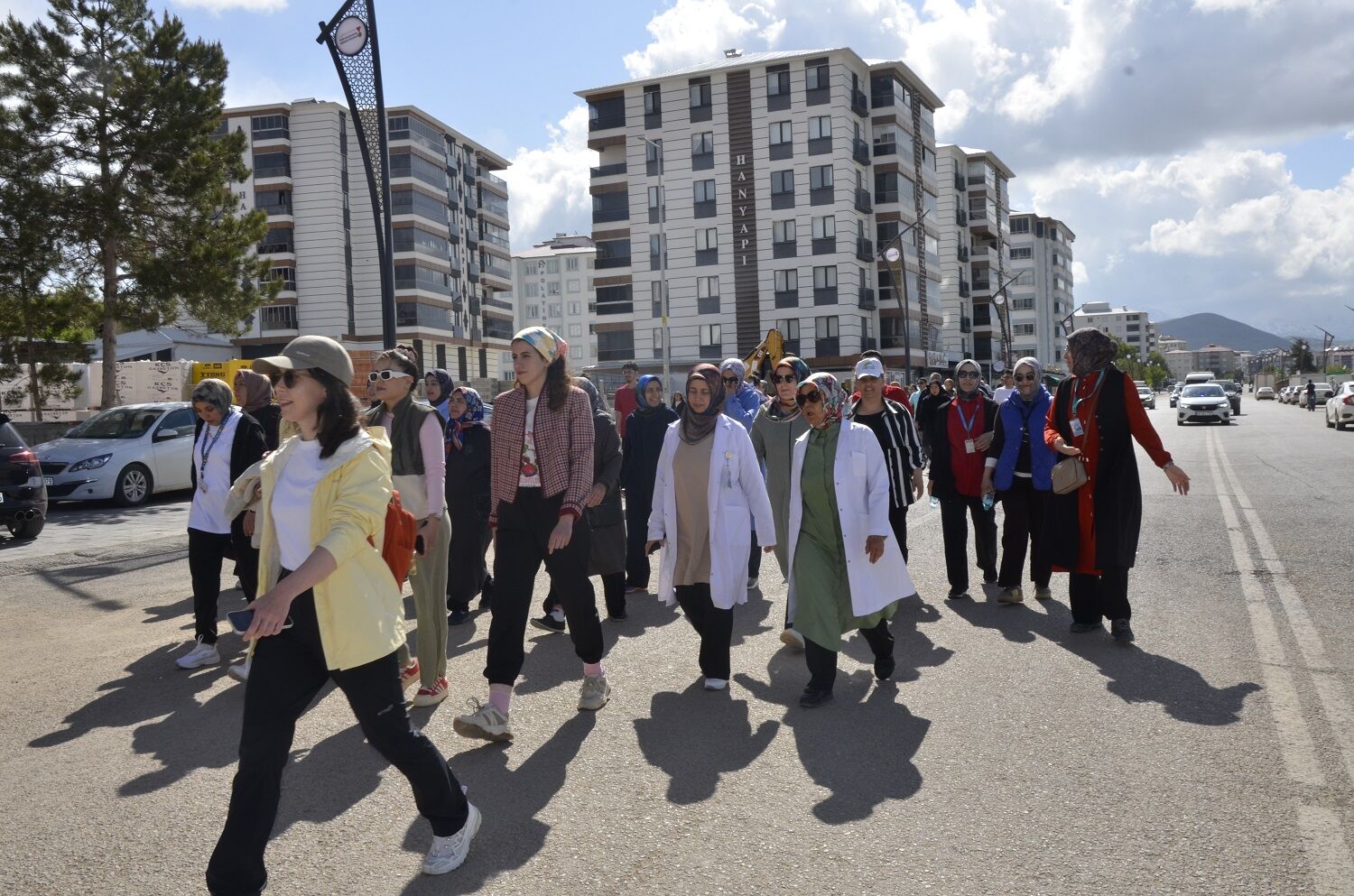 Afşin’de “Sağlık İçin Hareket Et” Yürüyüşü Düzenlendi (7)