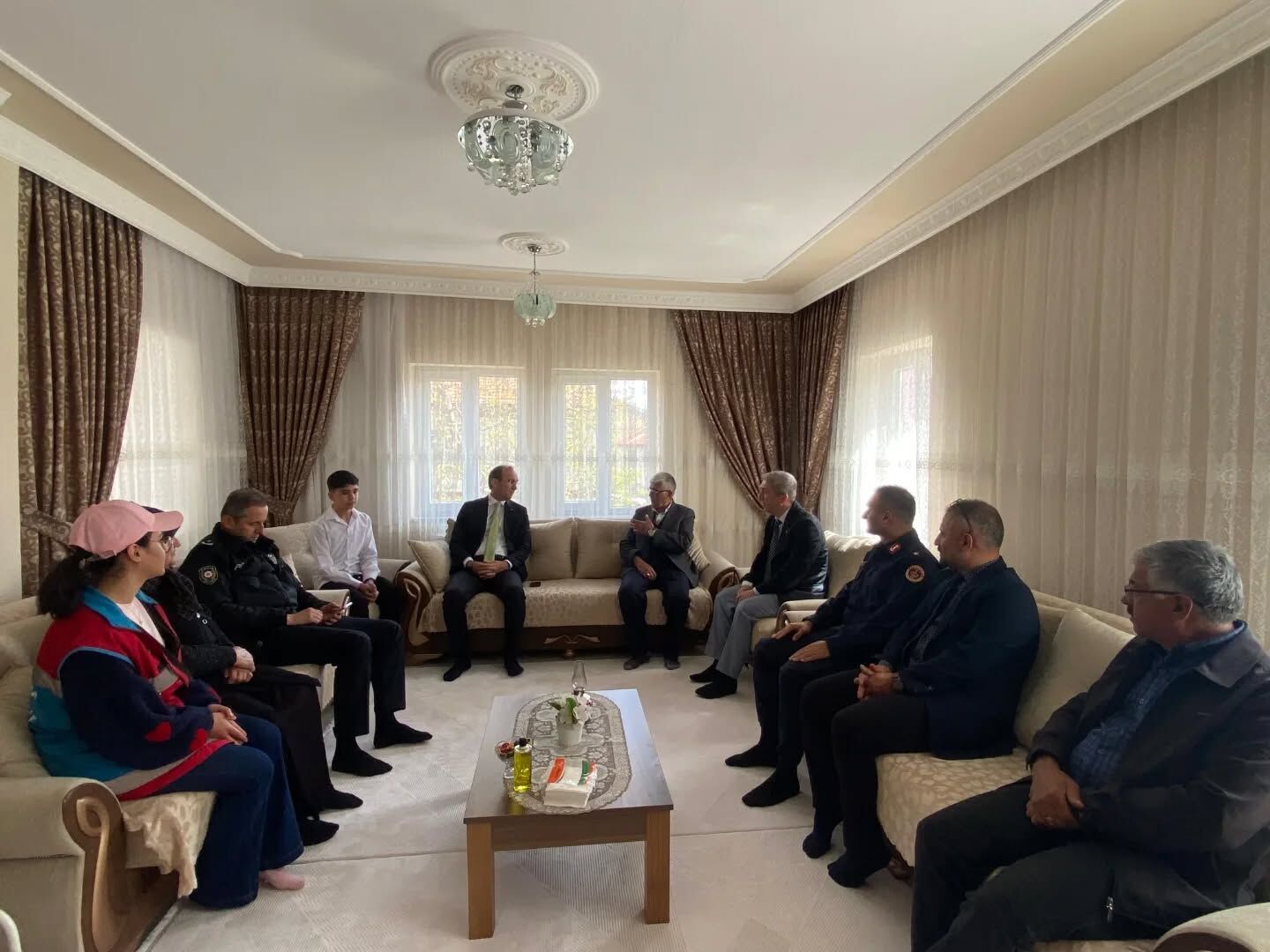 Afşin’de Şehit Annelerine Anlamlı Anneler Günü Ziyareti