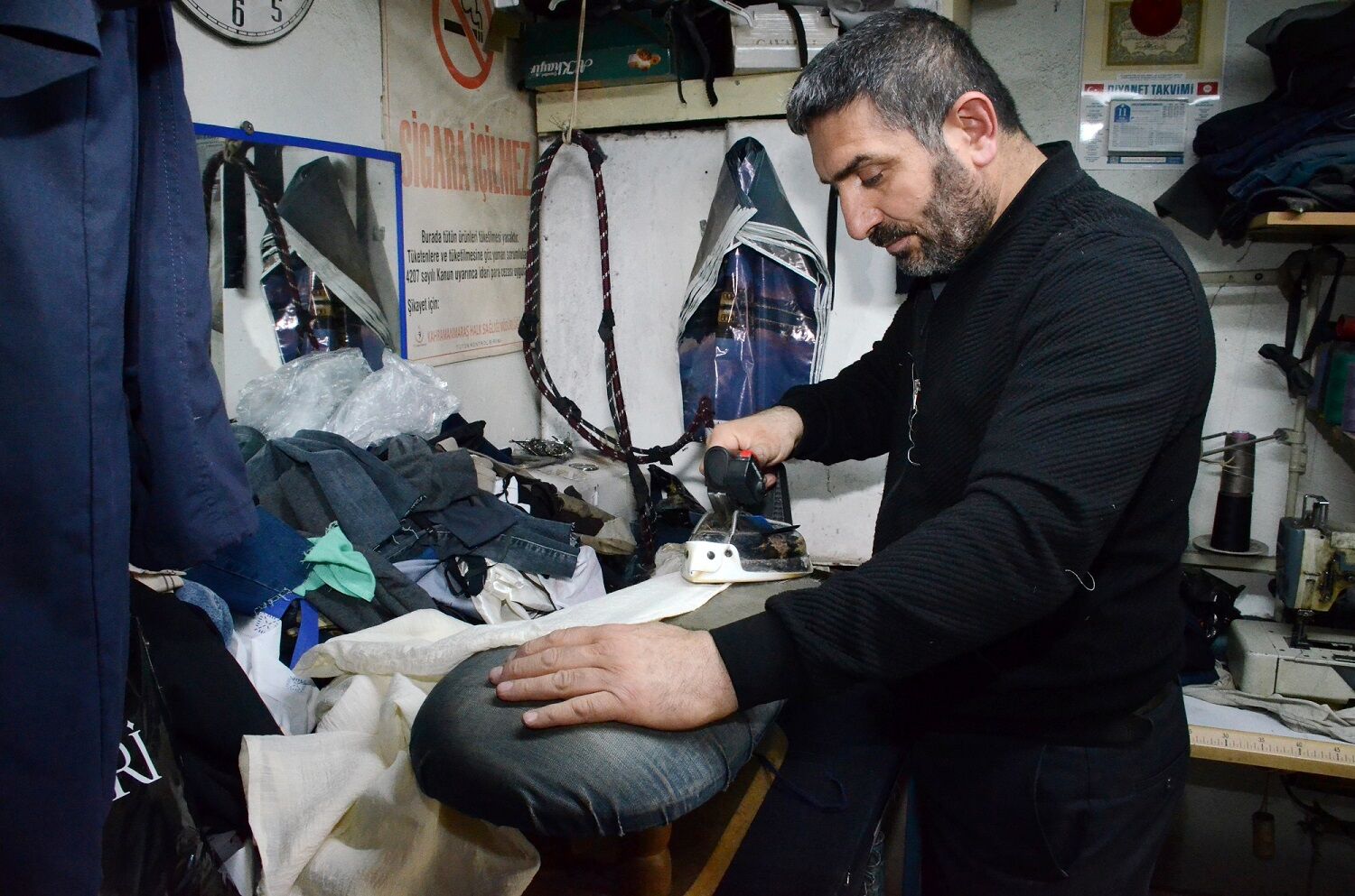 Afşin’de Terzilerde Bayram Mesaisi Başladı (13)