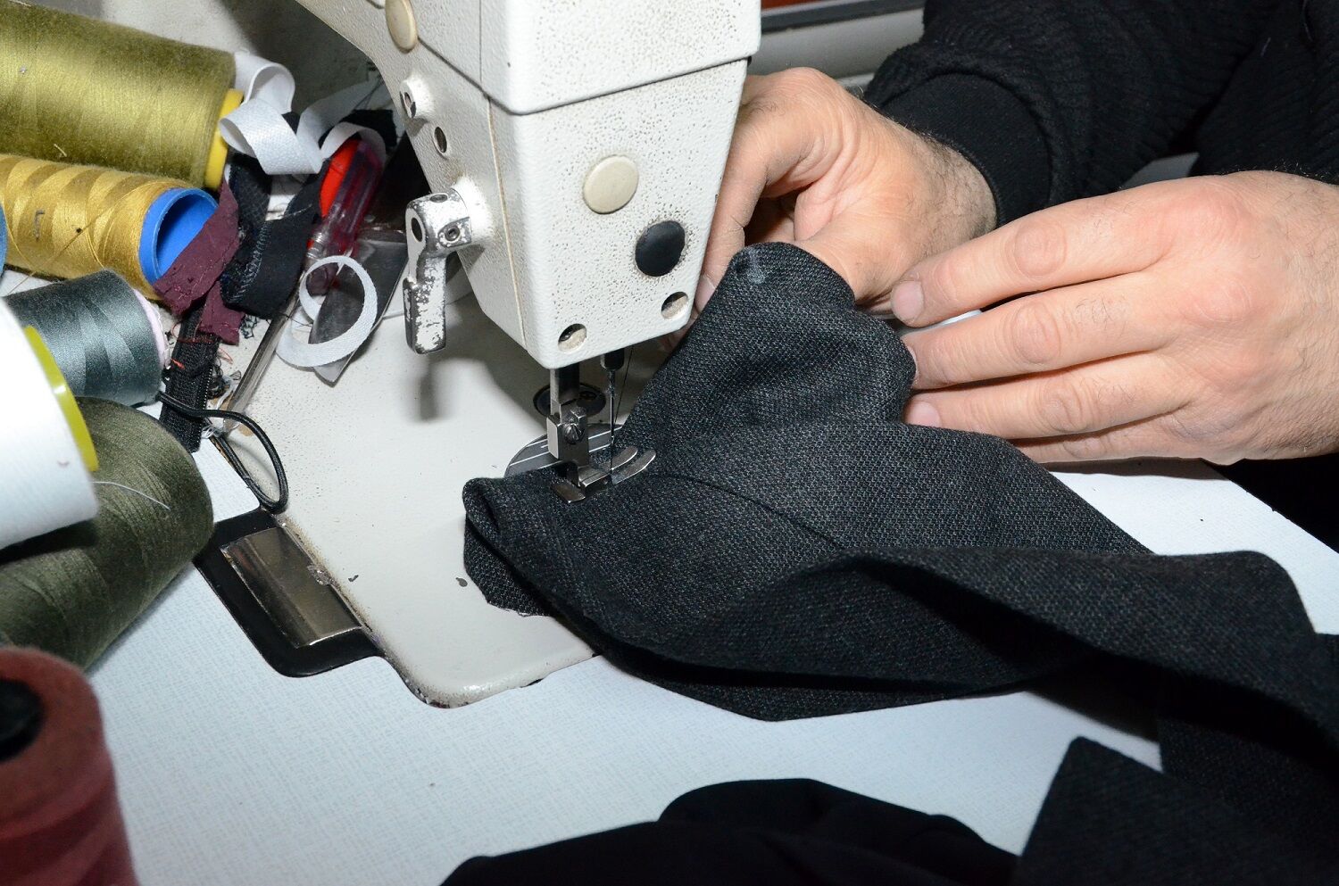 Afşin’de Terzilerde Bayram Mesaisi Başladı (6)