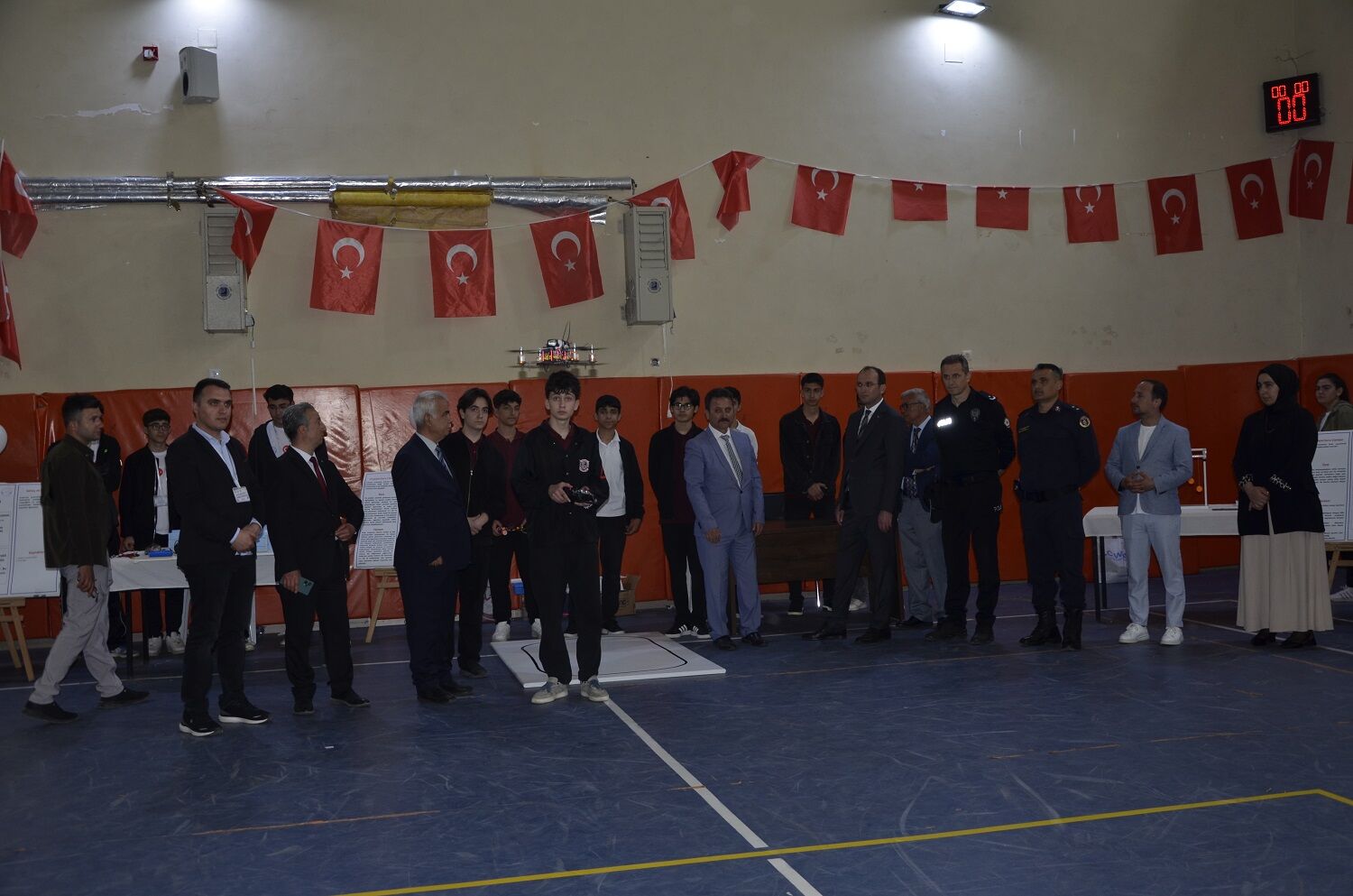 Afşin’de Tübi̇tak 4006 Bilim Fuarı Yoğun İlgi Gördü (10)