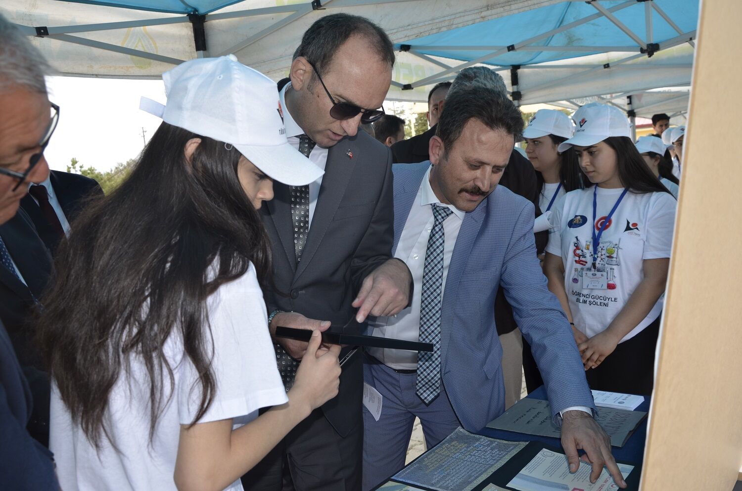 Afşin’de Tübi̇tak 4006 Bilim Fuarı Yoğun İlgi Gördü (21)