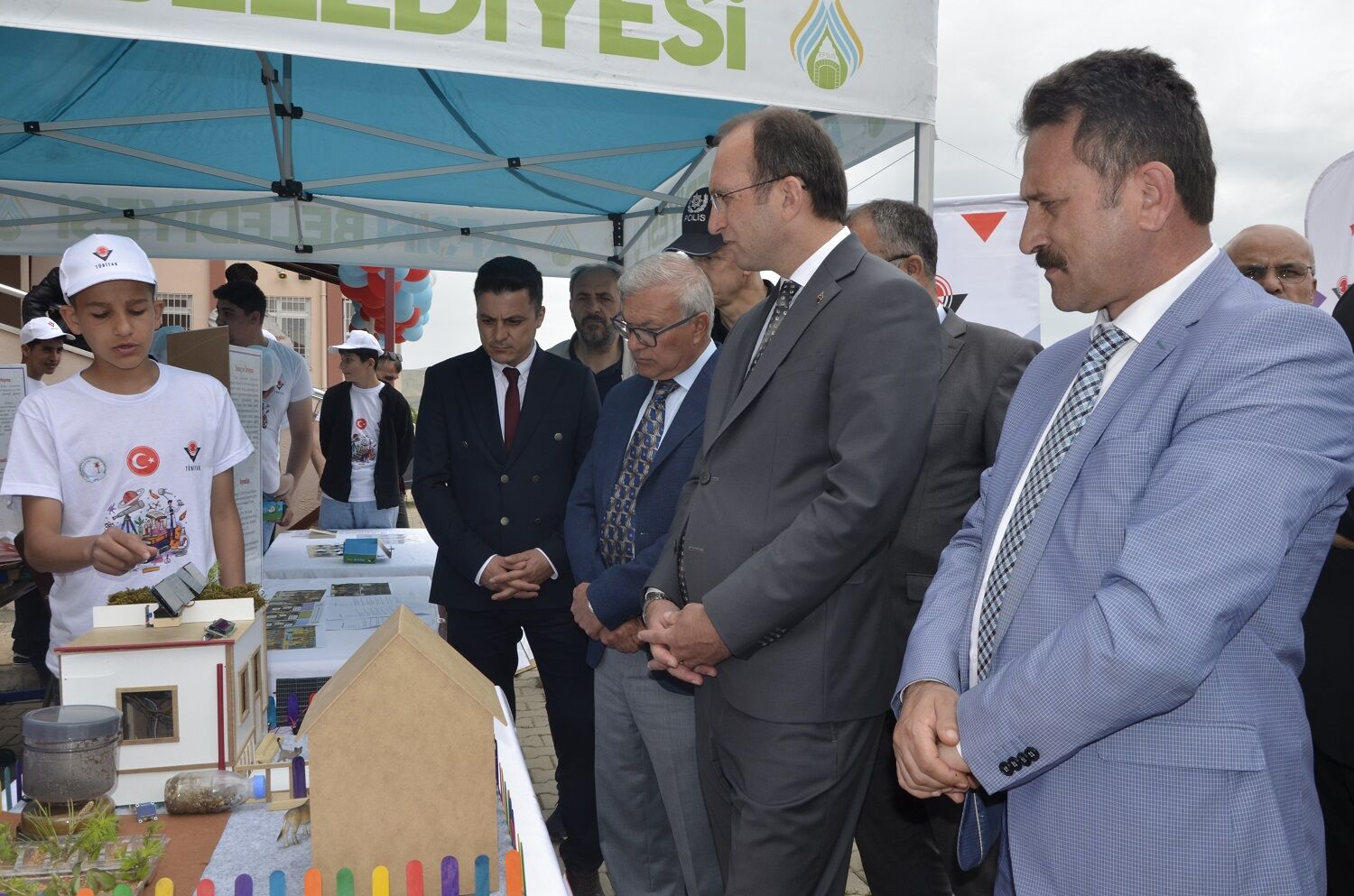 Afşin’de Tübi̇tak 4006 Bilim Fuarı Yoğun İlgi Gördü (27)