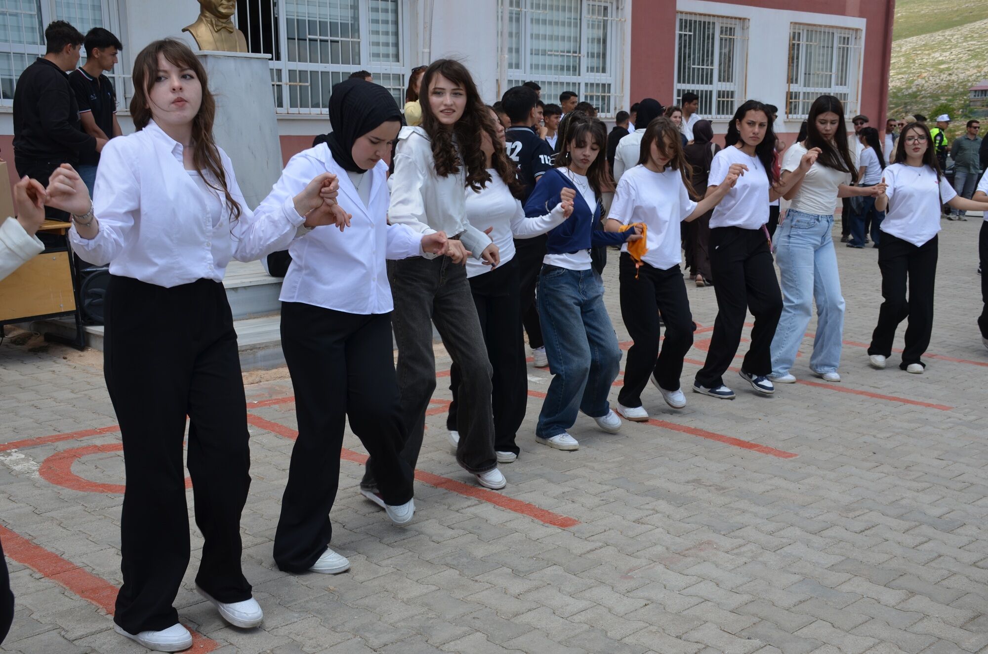 Afşinli Ve Finlandiyalı Öğrencilerden Örnek Sosyal Sorumluluk Projesi (14)