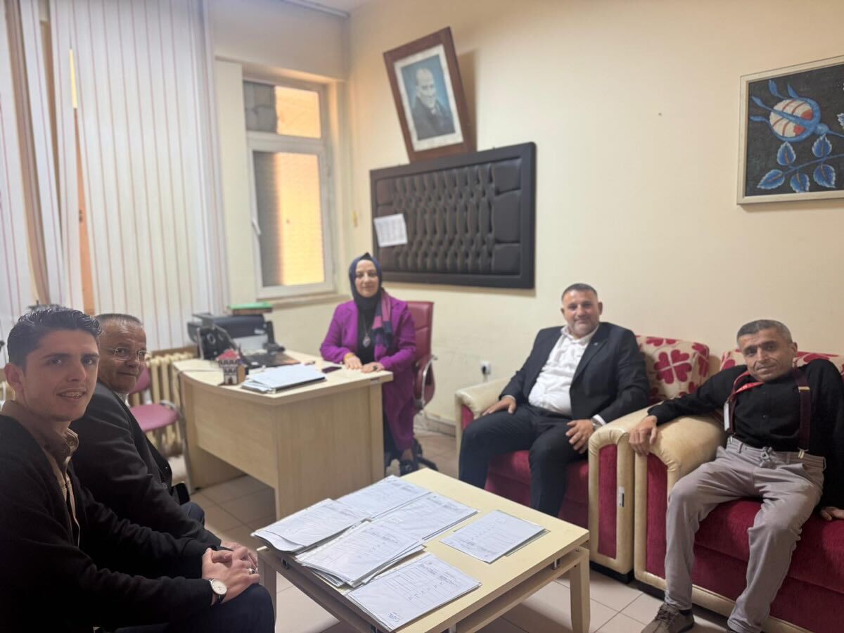 Ak Parti Afşin İlçe Teşkilatından Sağlık Çalışanlarına Ziyaret3