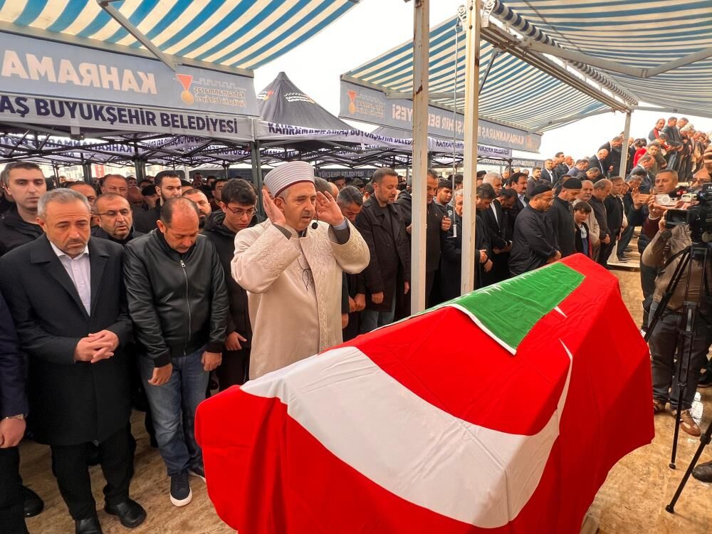 Almina’nın Son Yolculuğunda Annenin Ağıtları Yürek Yaktı 6