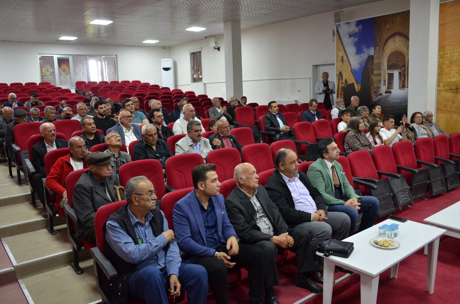 Aşık Aliyar Arslan’ın Kitap Tanıtım Ve İmza Günü Gerçekleştirildi (10)