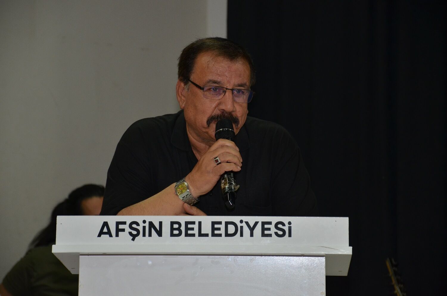 Aşık Aliyar Arslan’ın Kitap Tanıtım Ve İmza Günü Gerçekleştirildi (3)