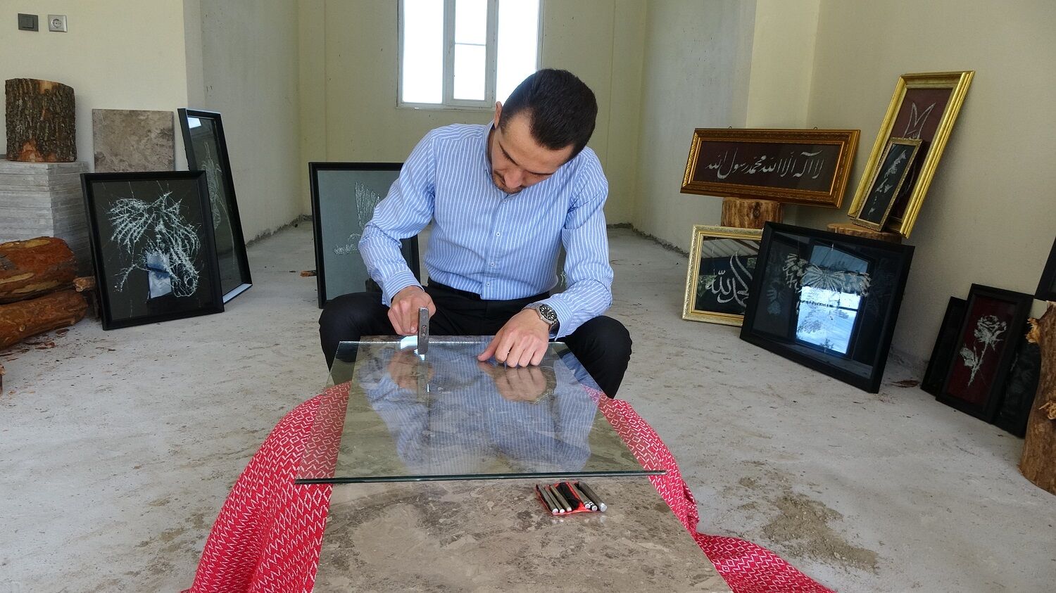 Camı Çatlatarak Sanata Uzanan Yolculuk (2)