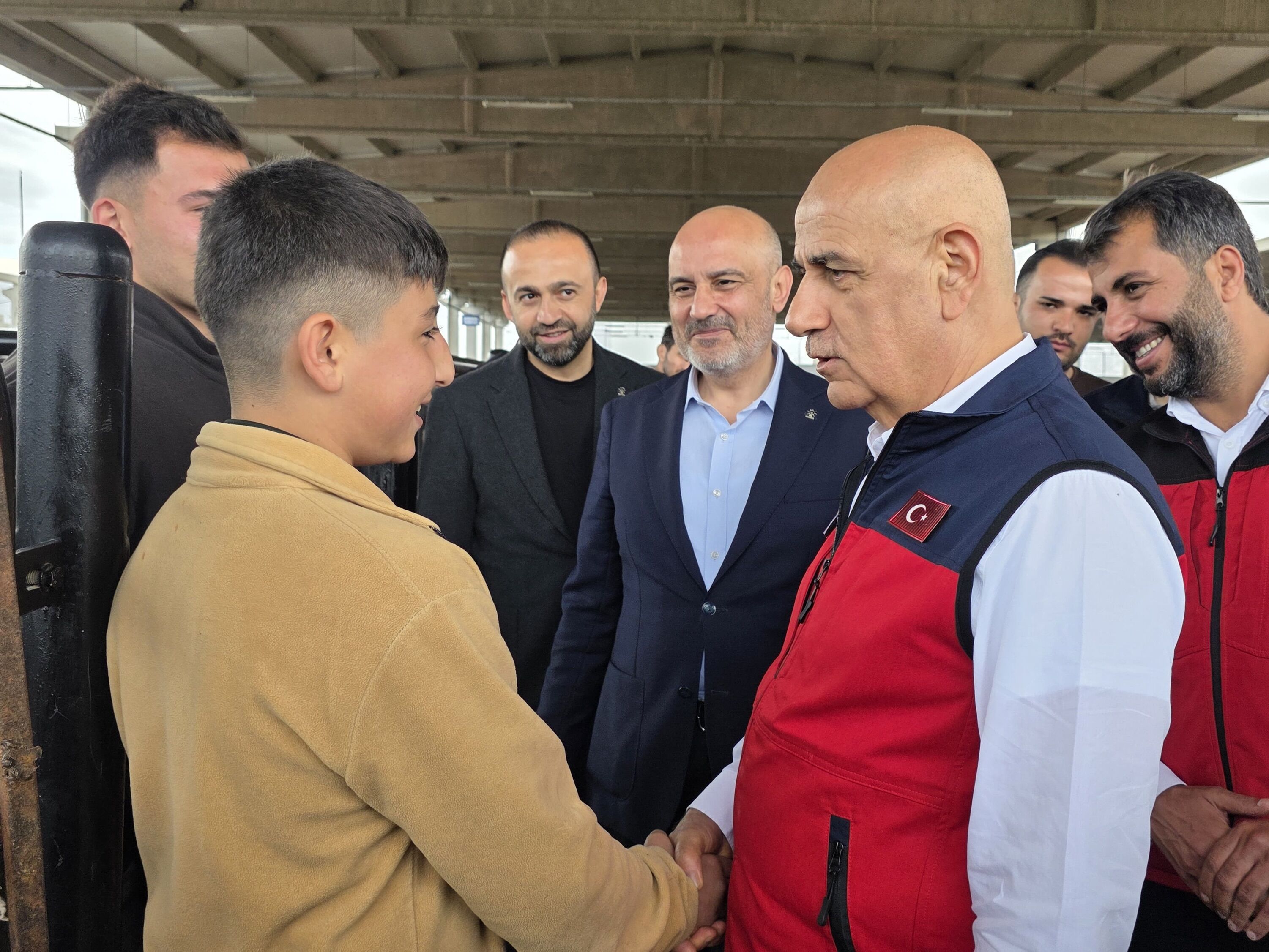 Canlı Hayvan Borsası’nda Bayram Öncesi Yoğun Ziyaret1