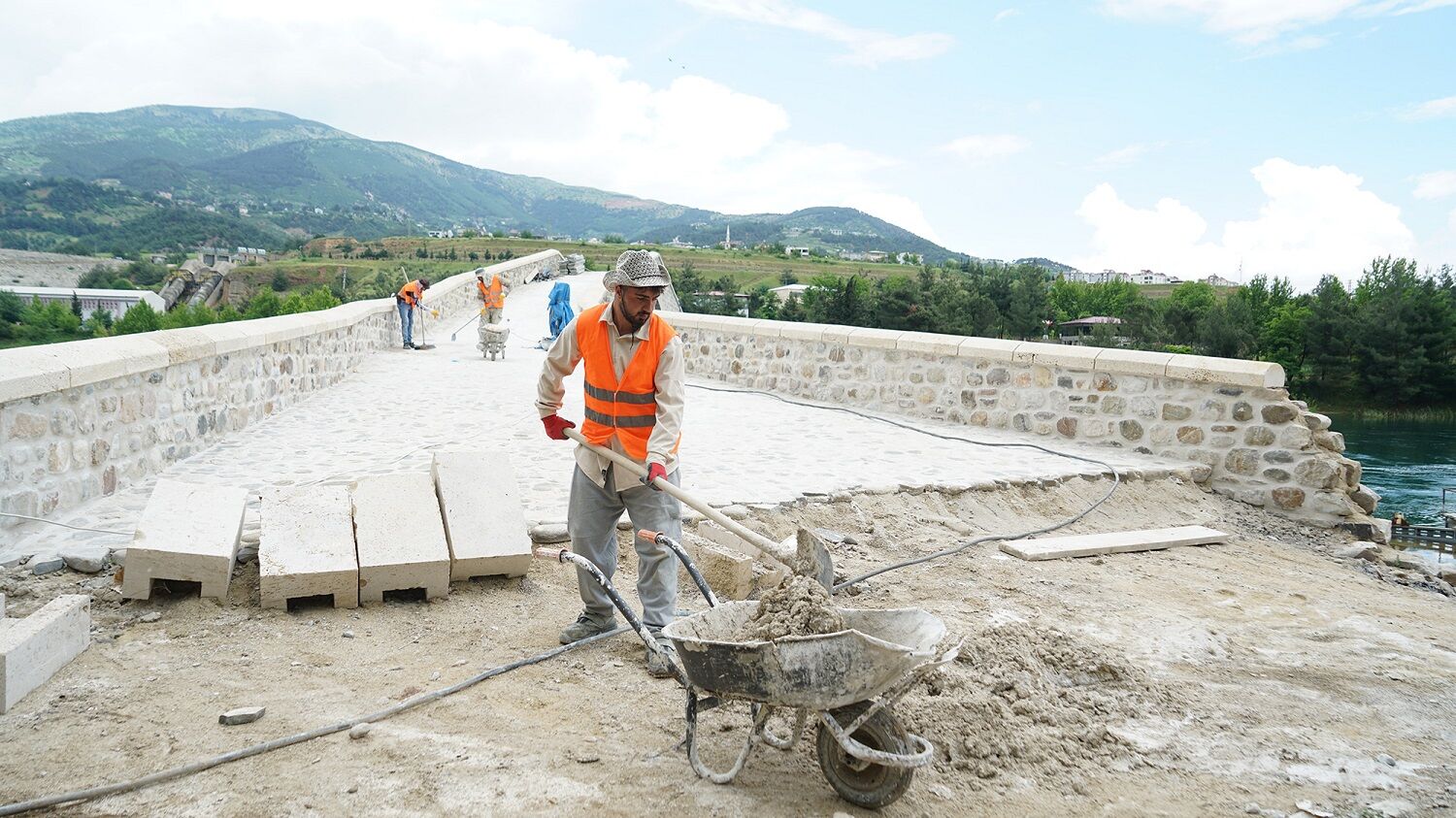Ceyhan Köprüsü’nde Restorasyonda Sona Gelindi (3)