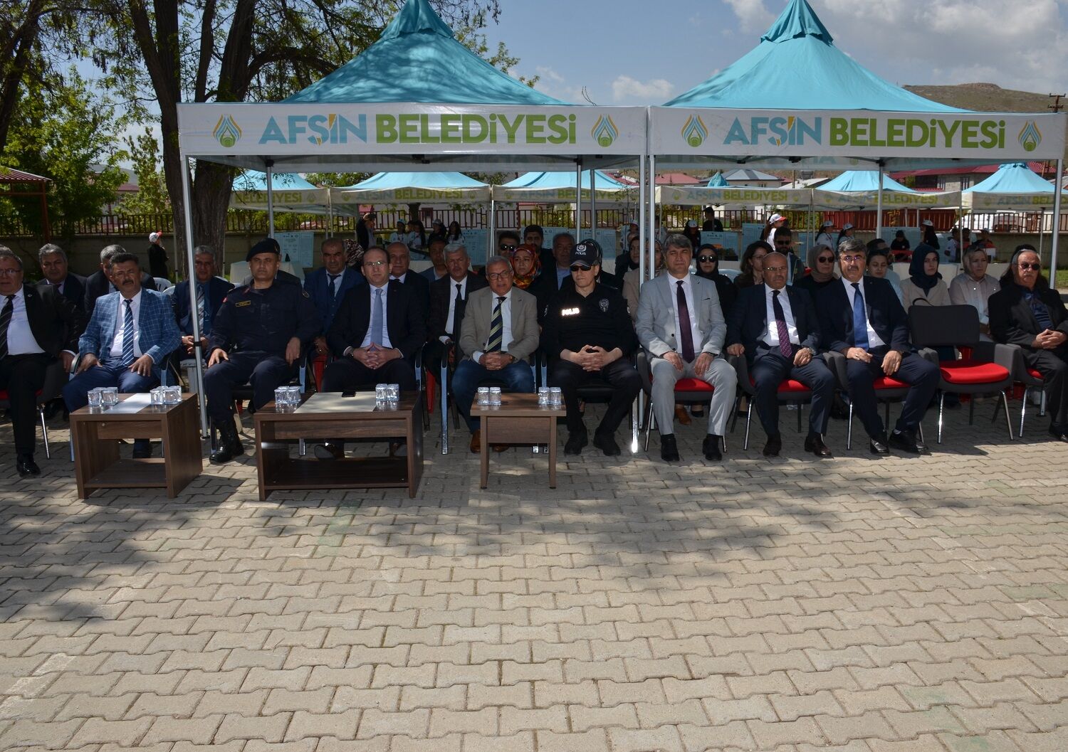 Sultan Alparslan Ortaokulu’nda TÜBİTAK Bilim Fuarı Açıldı