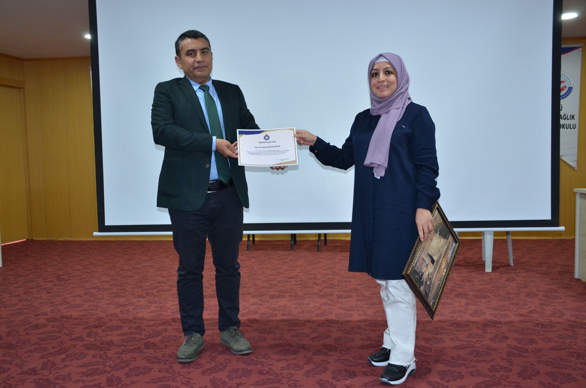 Afşin’de Geleceğin Hemşireleri Beyaz Önlüklerini Giydi