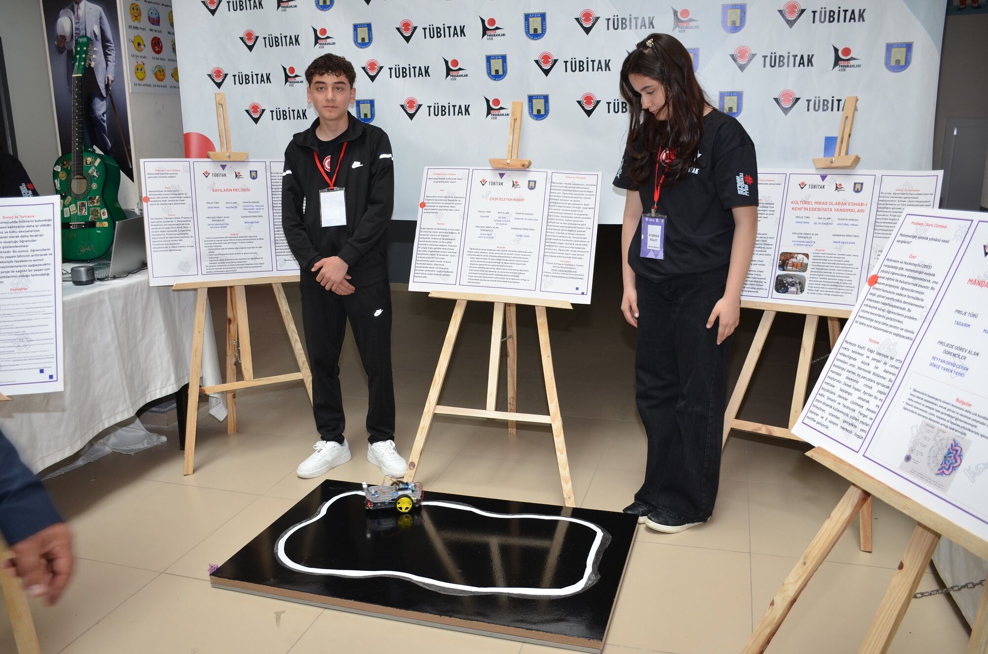 Eshab I Kehf Anadolu Lisesi’nde Tübi̇tak Bilim Fuarı Açıldı (10)