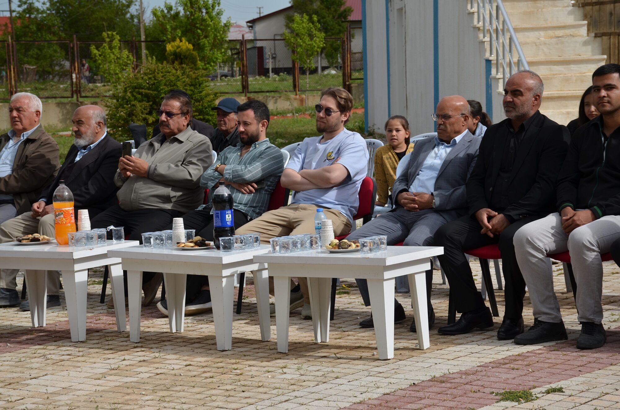 “Gurbet Yolcusu” Şiir Kitabı Okuyucuyla Buluştu (3)-1