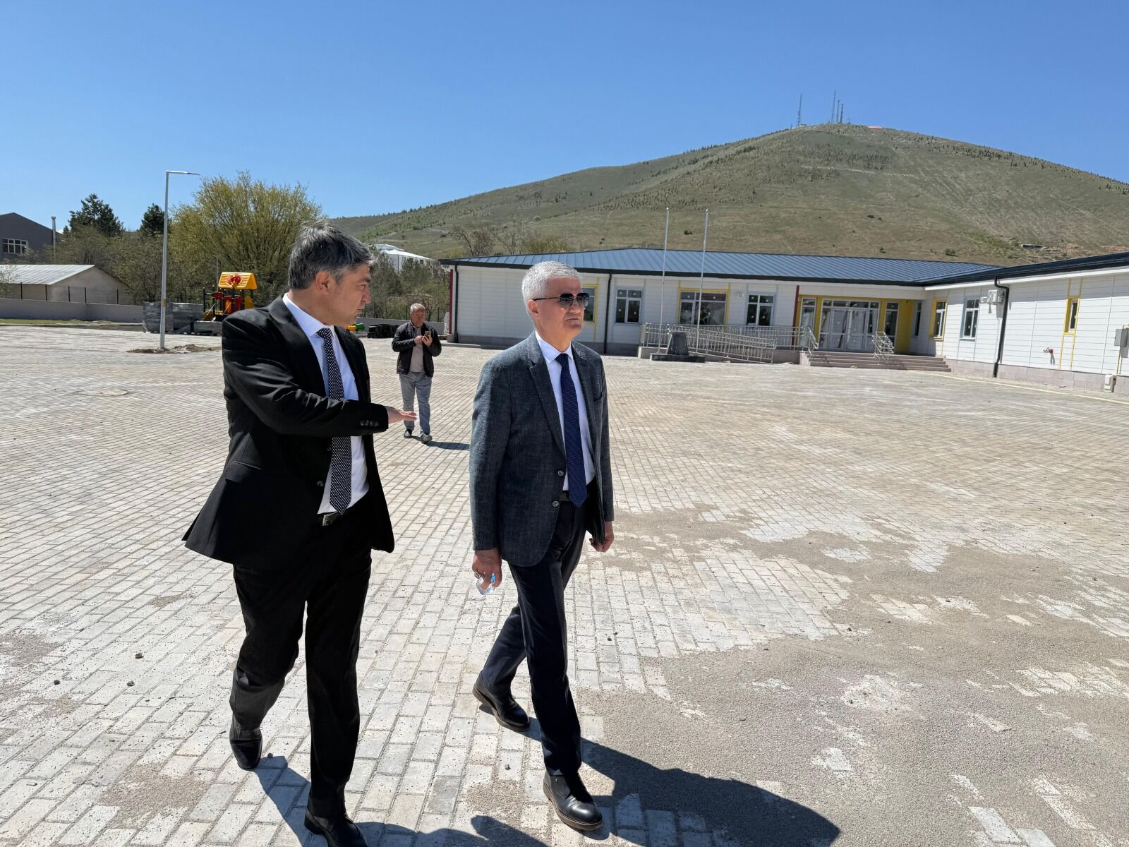 Kahramanmaraş Milli Eğitim Heyeti Afşinde Temaslarda Bulundu 13