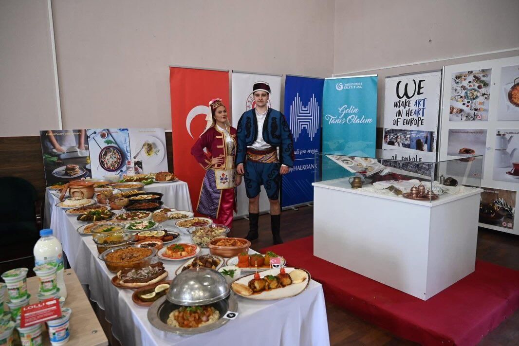 Kahramanmaraşlı Öğrencilerden Uluslararası Gastronomi Yarışmasında Gururlandıran Başarı3