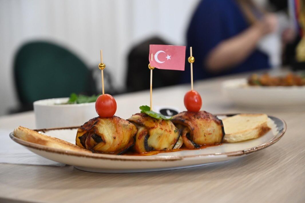 Kahramanmaraşlı Öğrencilerden Uluslararası Gastronomi Yarışmasında Gururlandıran Başarı7