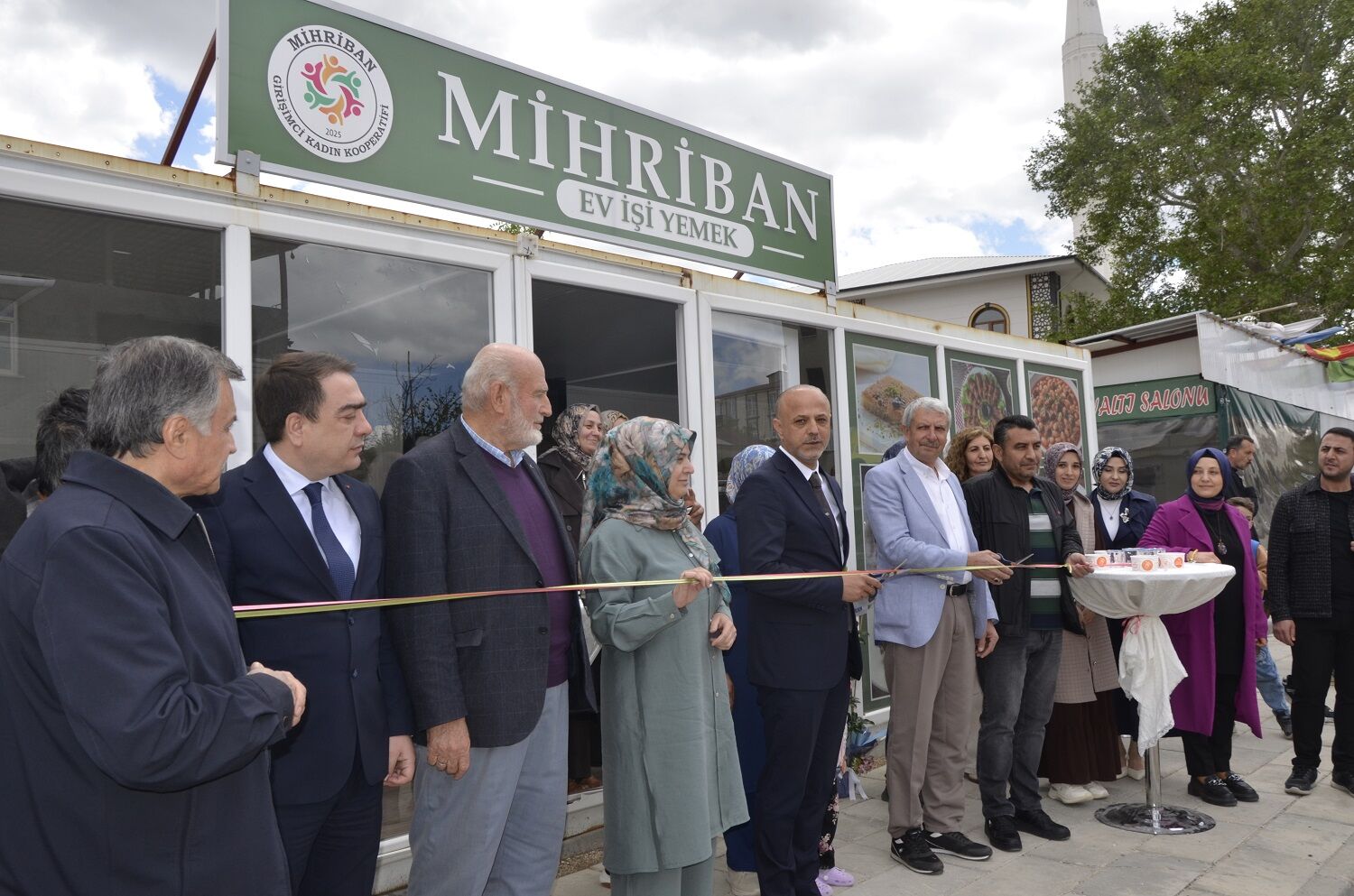 Mihriban Kadın Kooperatifi Ve Ev İşi Yemek Dükkânı Açıldı (12)