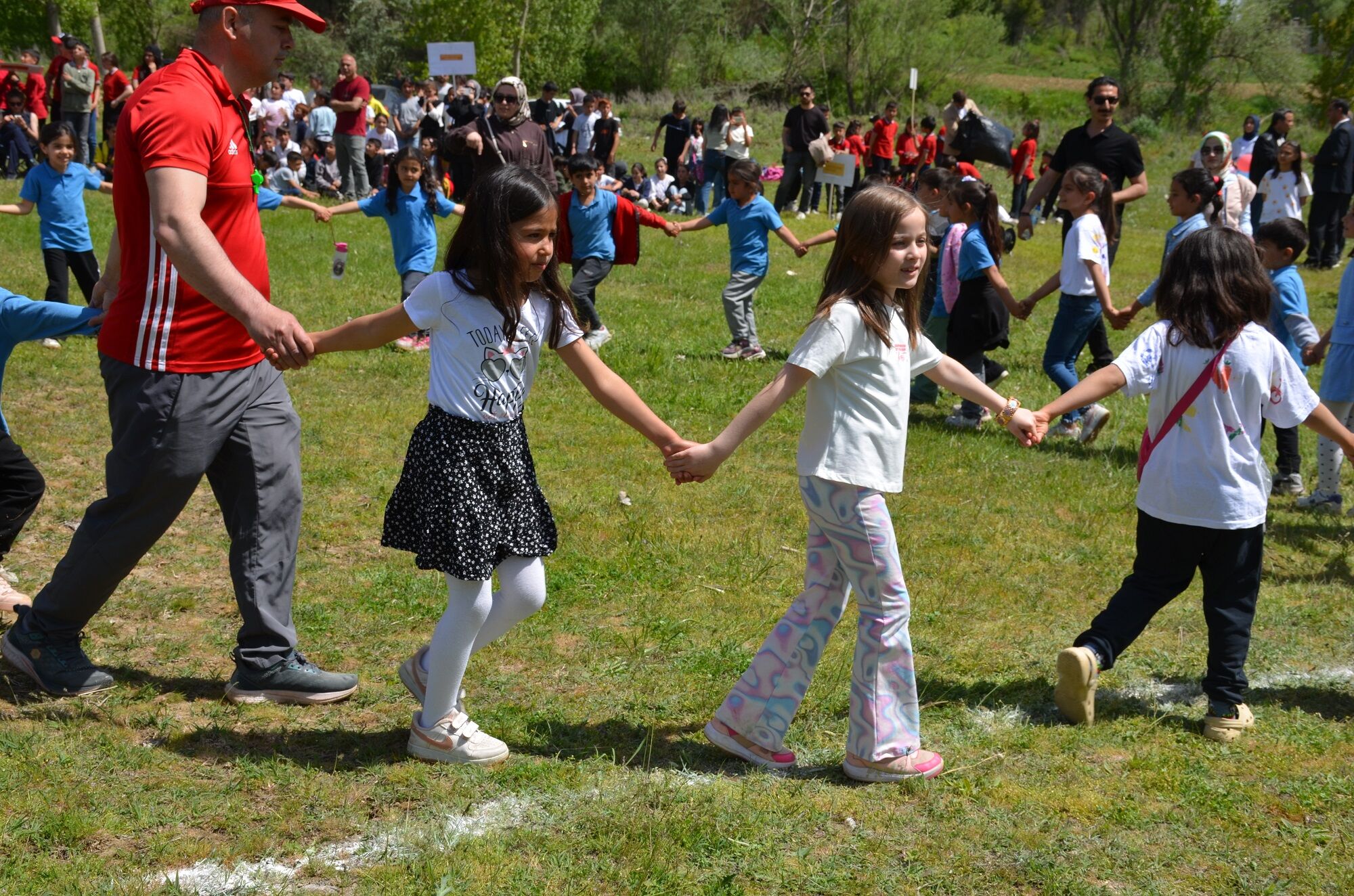 N’de Geleneksel Çocuk Oyunları Şenliği Gönülleri Fethetti (12)