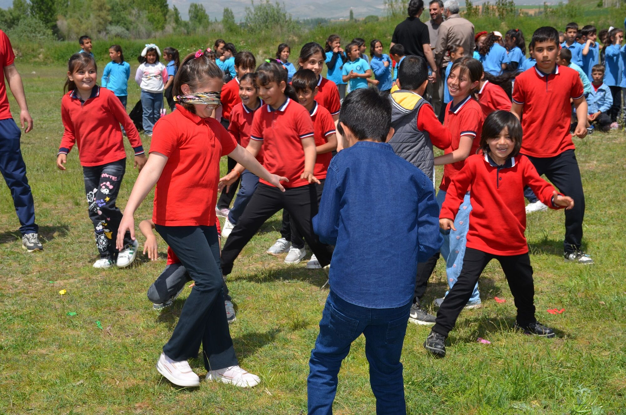 N’de Geleneksel Çocuk Oyunları Şenliği Gönülleri Fethetti (15)