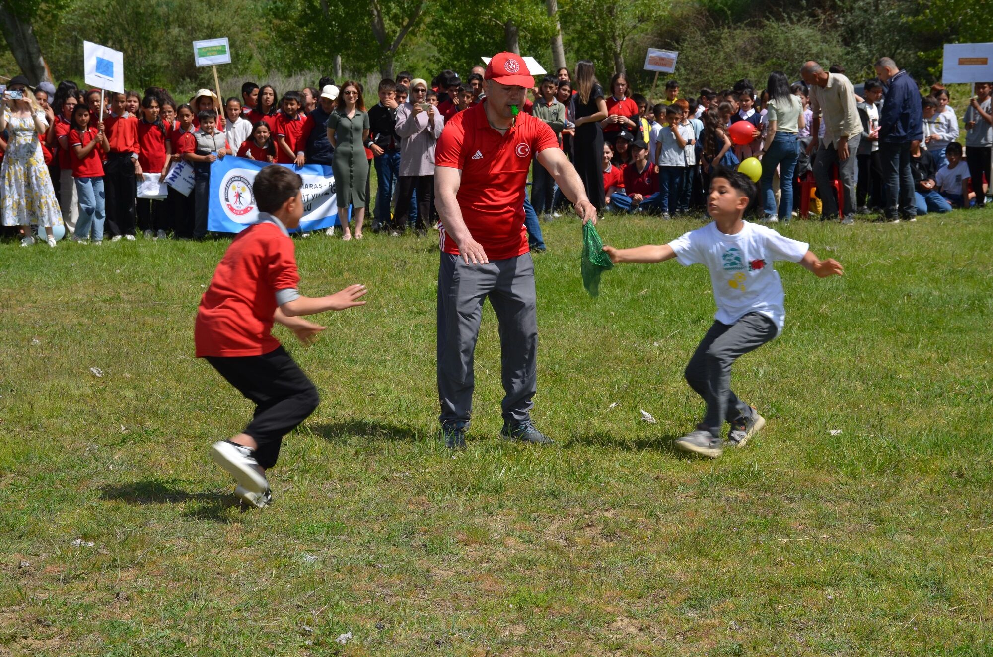 N’de Geleneksel Çocuk Oyunları Şenliği Gönülleri Fethetti (8)