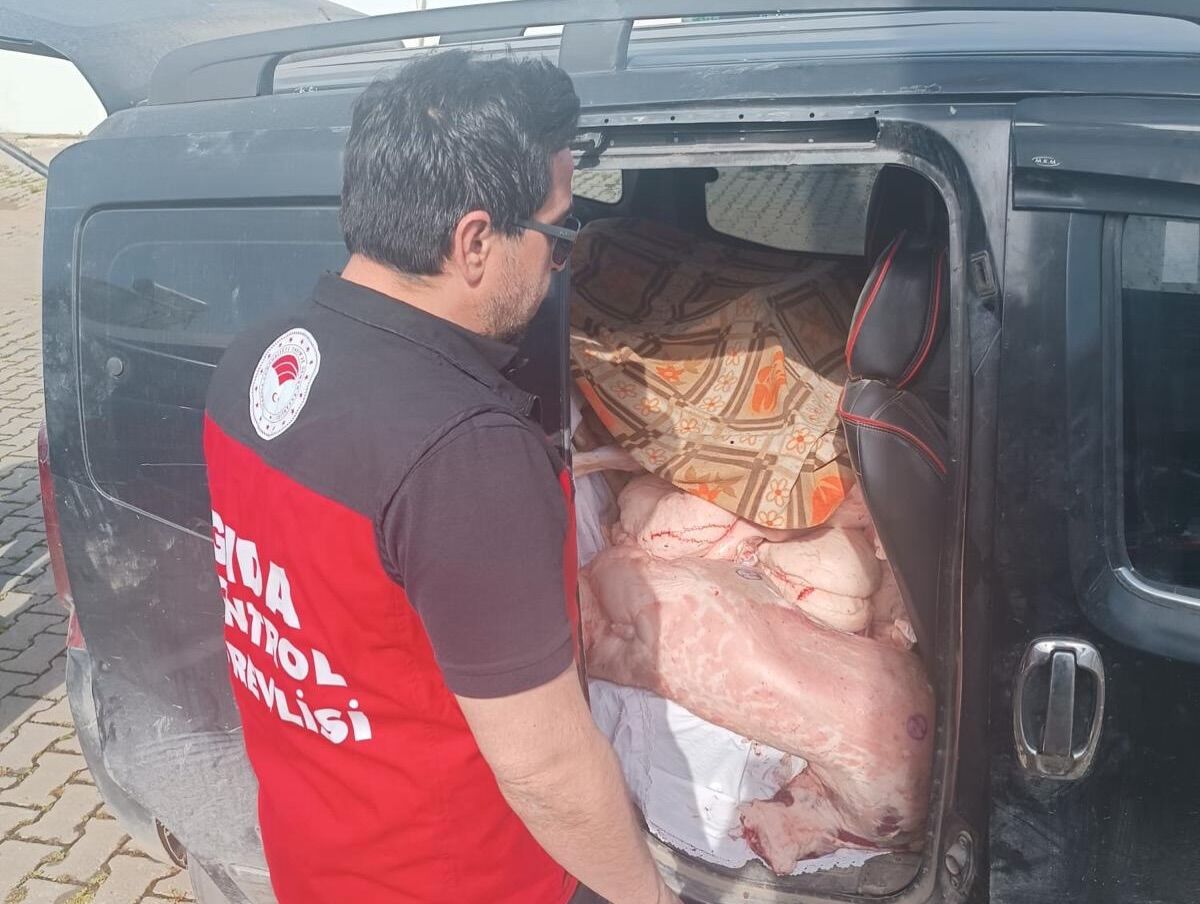 Sağlıksız Koşullarda Taşınan Etlere El Konuldu (4)