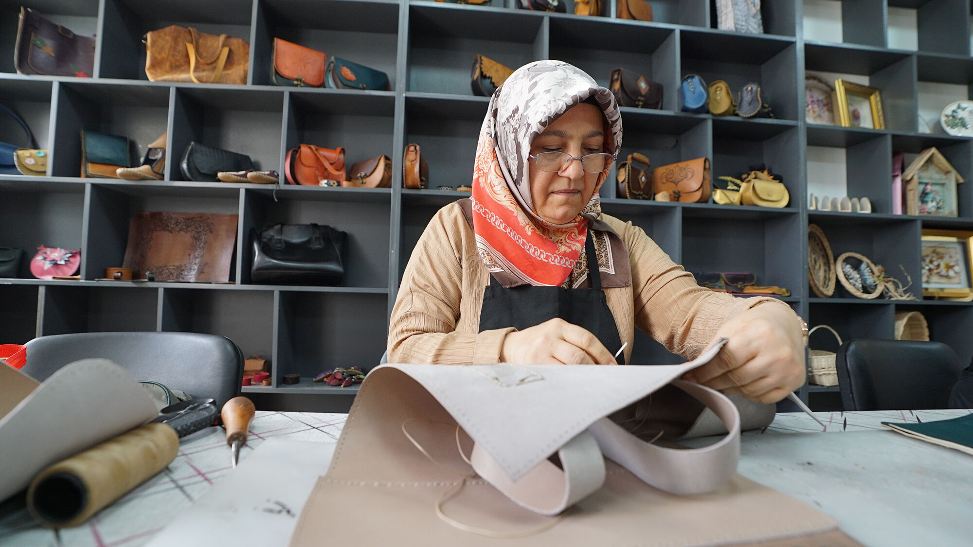 Sanattan Meslek Edinmeye; Kamek Kursları Hayatlara Dokunuyor (3)