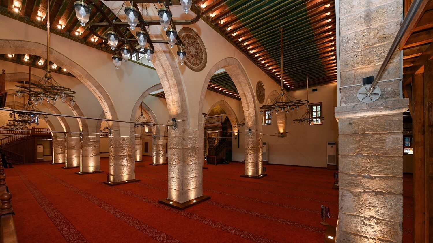 Tarihi Ulu Camii, Cumhurbaşkanı Erdoğan’ın Canlı Bağlantıyla Katıldığı Törenle İbadete Açıldı (2)