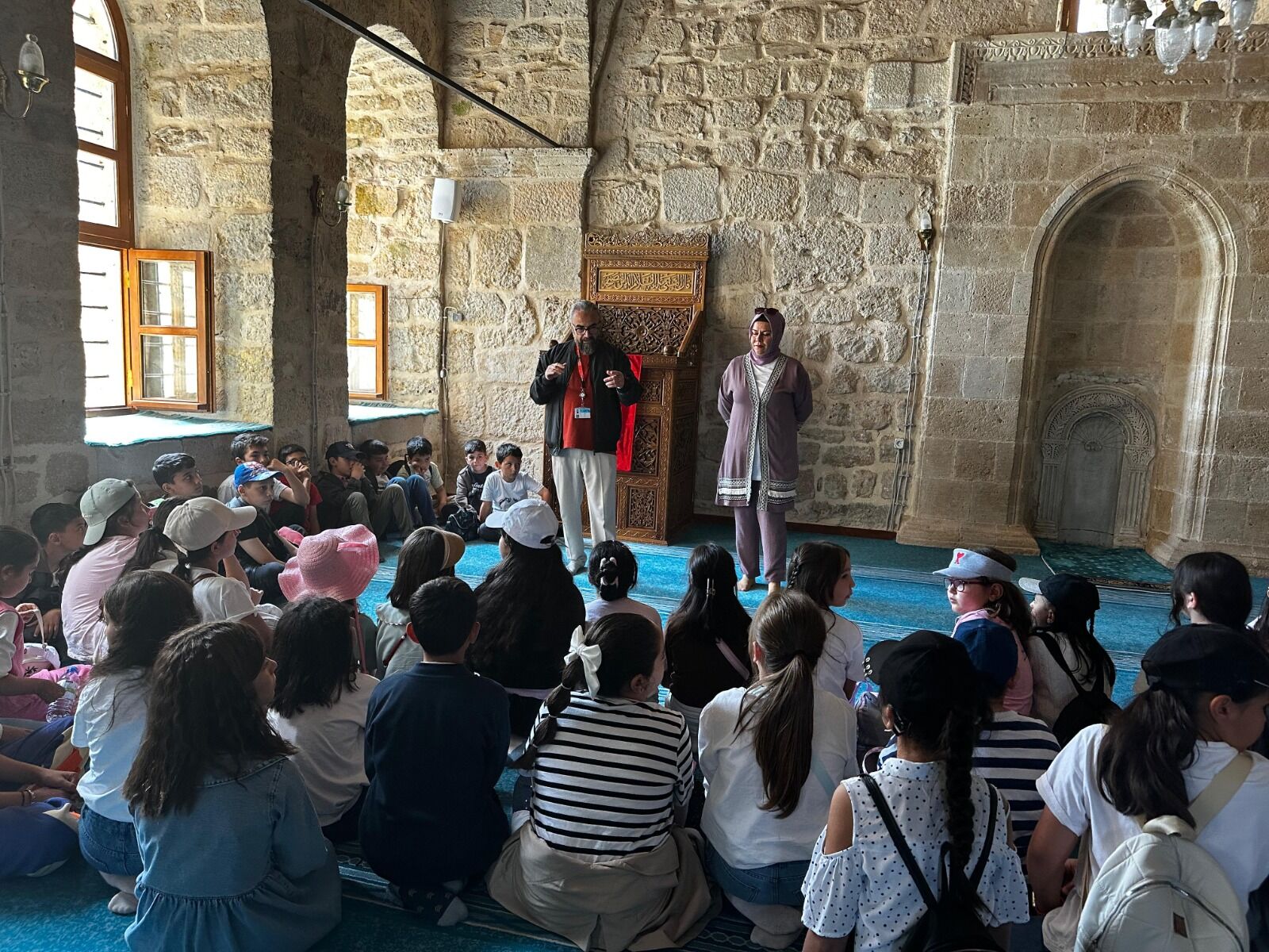 Teaş İstiklal İlkokulu Öğrencilerinden Ashab I Kehf Külliyesi’ne Gezi (5)