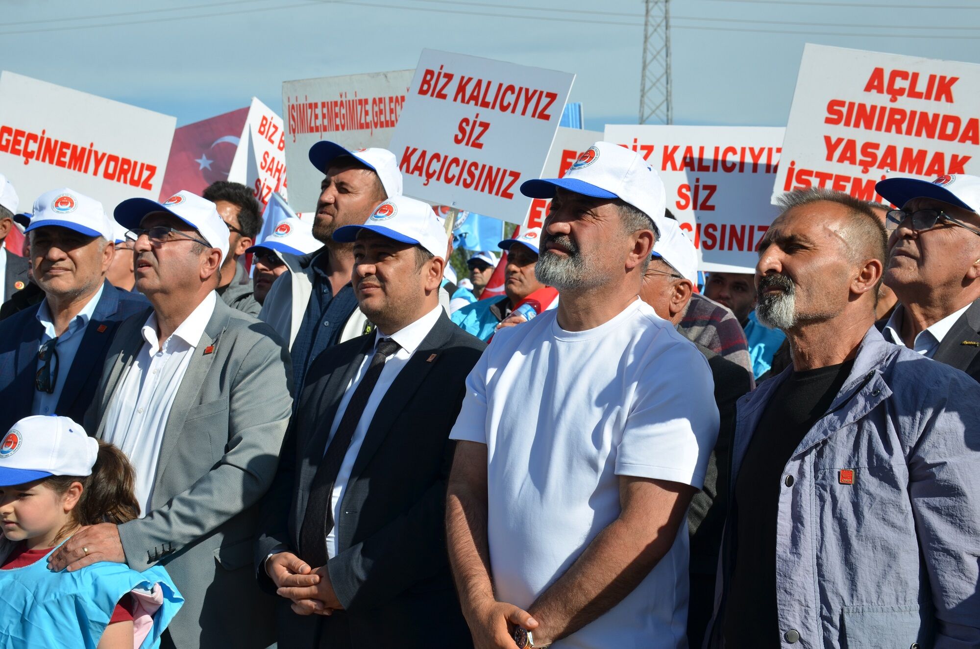 Termik Santral Önünde Yoğun Katılımlı İşçi Eylemi “Haklarımızı İstiyoruz” (24)
