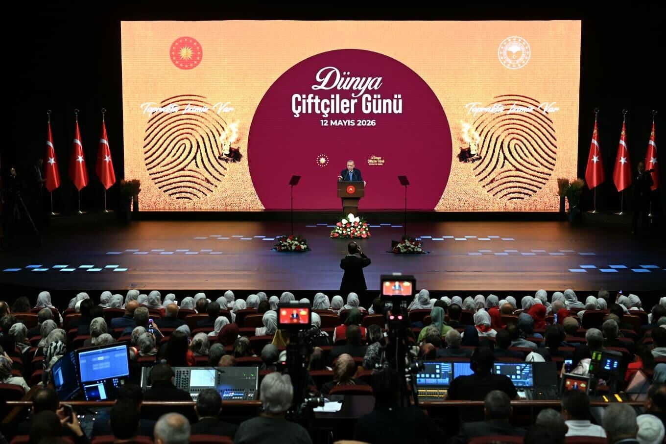 Vahit Kirişci, Dünya Çiftçiler Günü Programına Katıldı