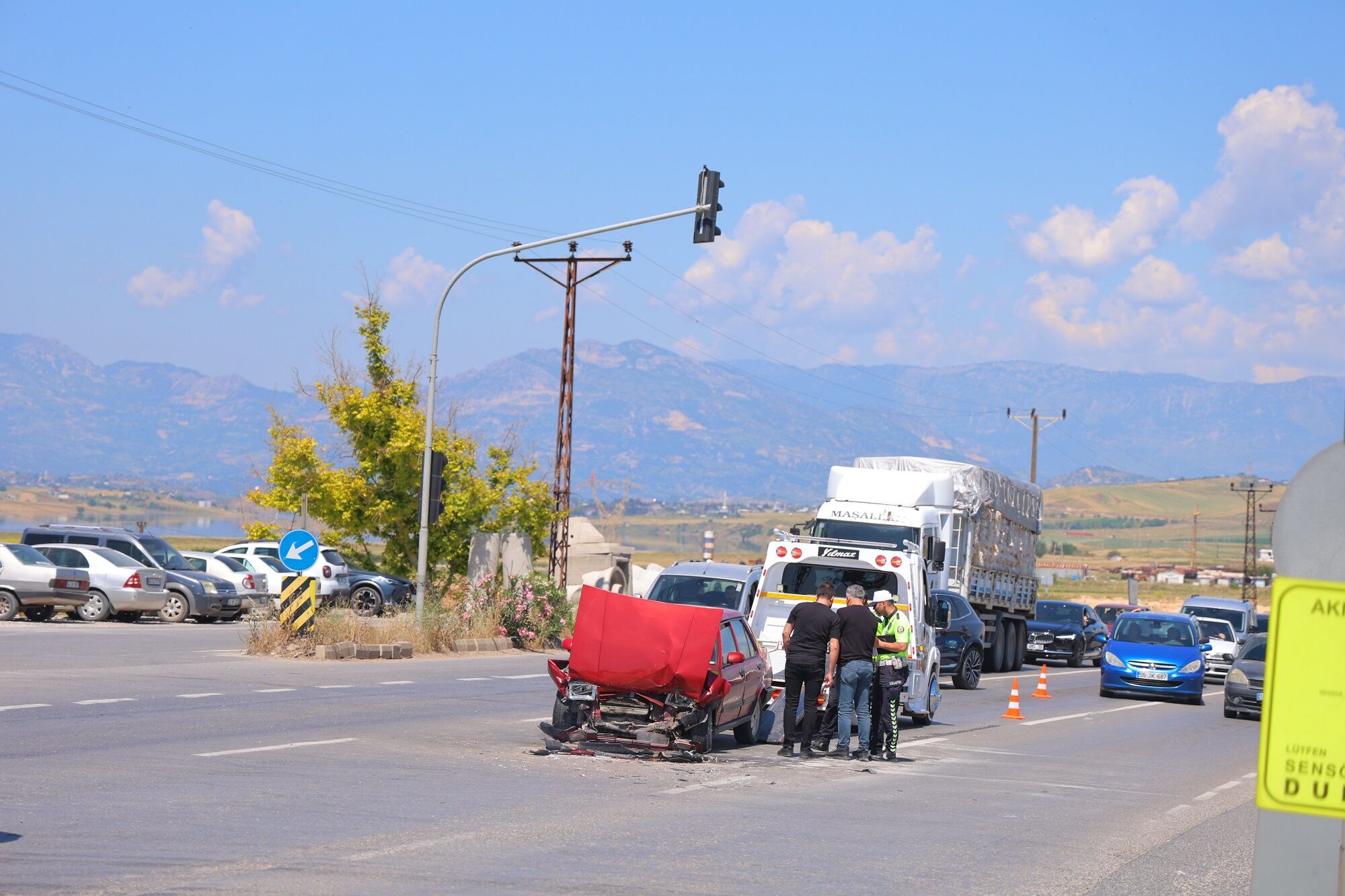 2 Farklı Trafik Kazasında 2 Kişi Yaralandı (7)