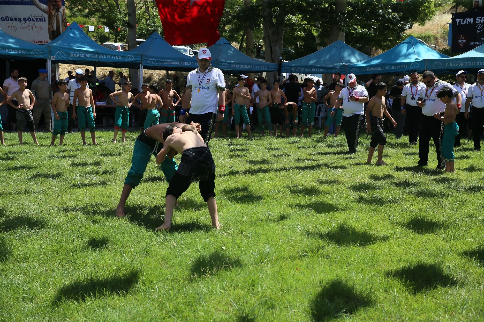 23. Geleneksel Dereköy Karakucak Ve Şalvar Güreş Festivali Düzenlendi (14)