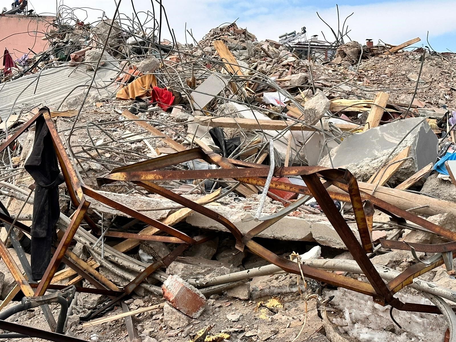 Deprem Davasında “Saygılı Tutum” İndirimi Tartışma Yarattı