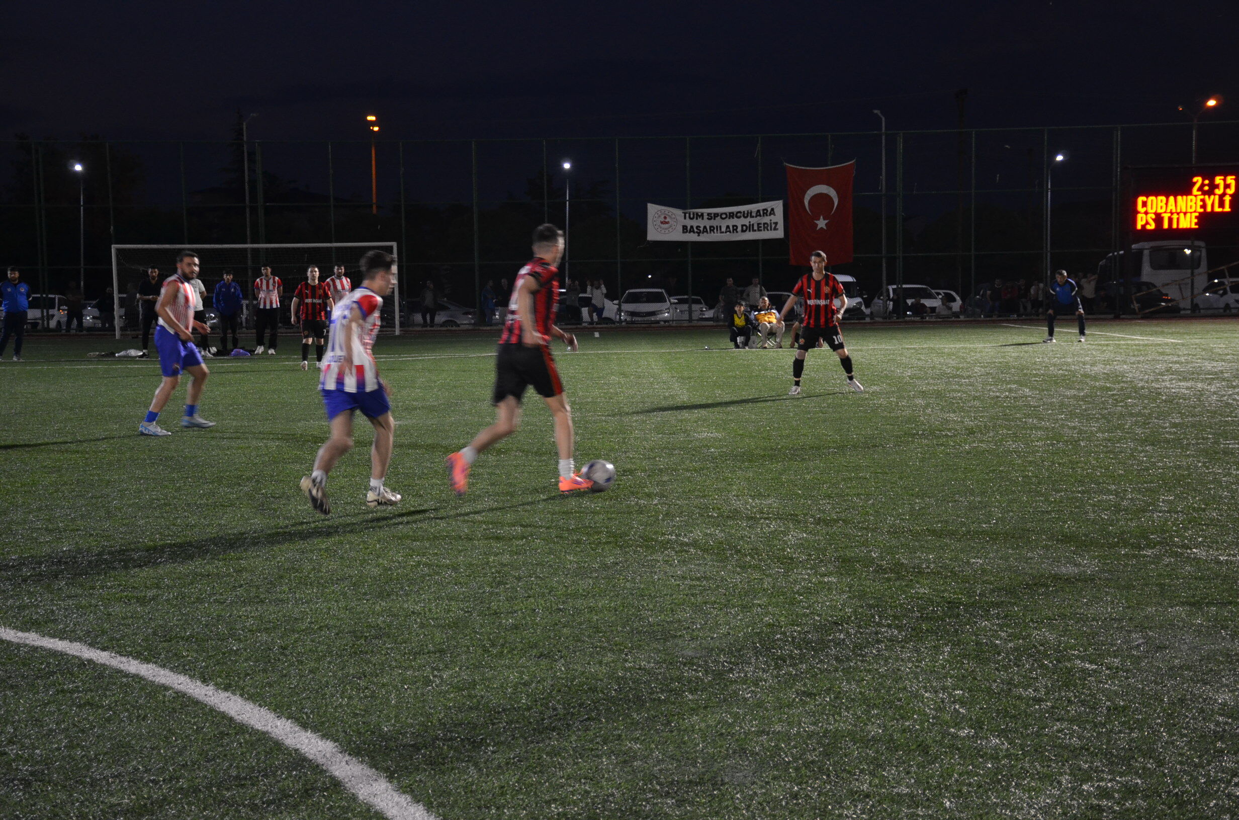 Afşin Futbol Turnuvası’nda Çobanbeyli Spor Finale Yükseldi (1)