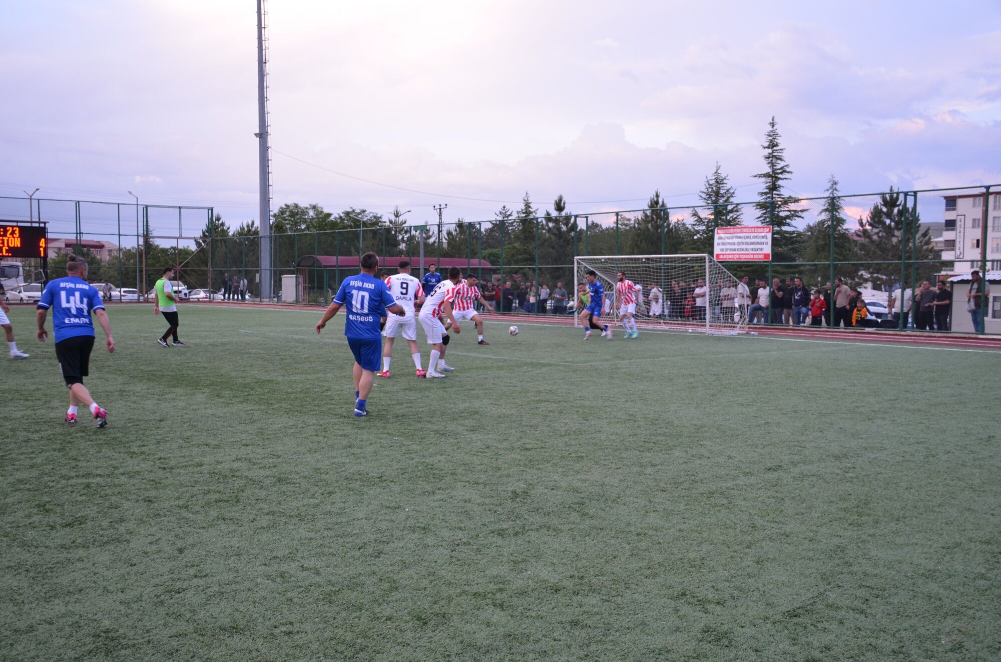 Afşin Futbol Turnuvası’nda Kıraç Beton Finale Yükseldi (2)