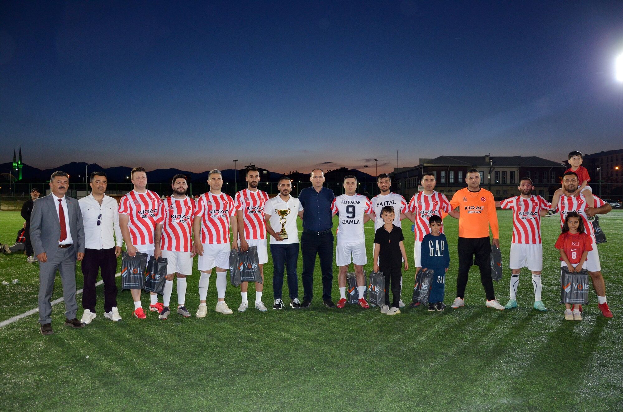 Afşin Futbol Turnuvası’nda Şampiyon Kıraç Beton Oldu (3)