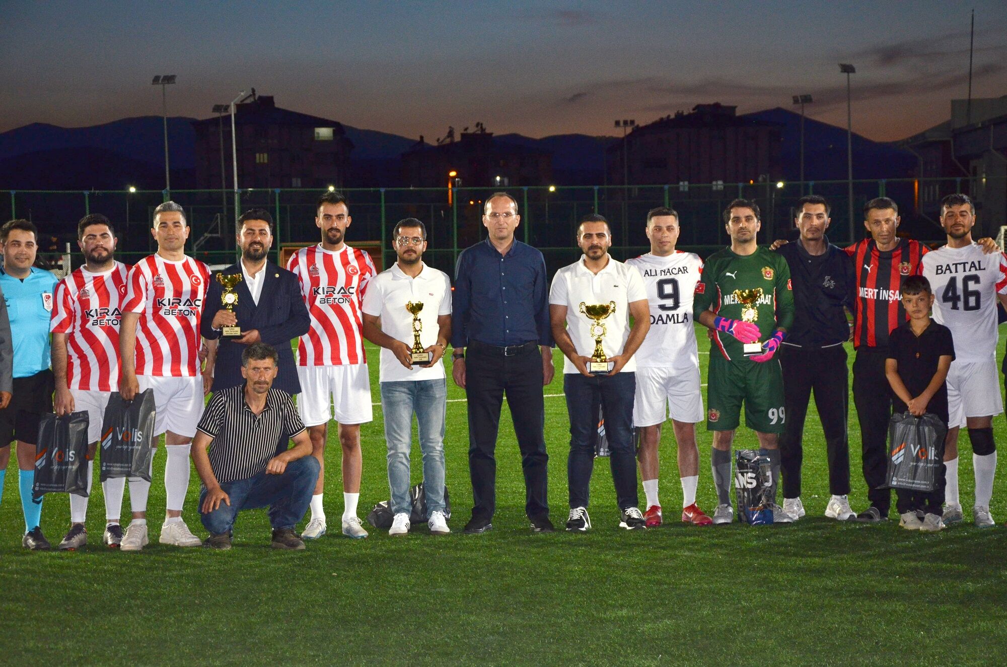 Afşin Futbol Turnuvası’nda Şampiyon Kıraç Beton Oldu (6)