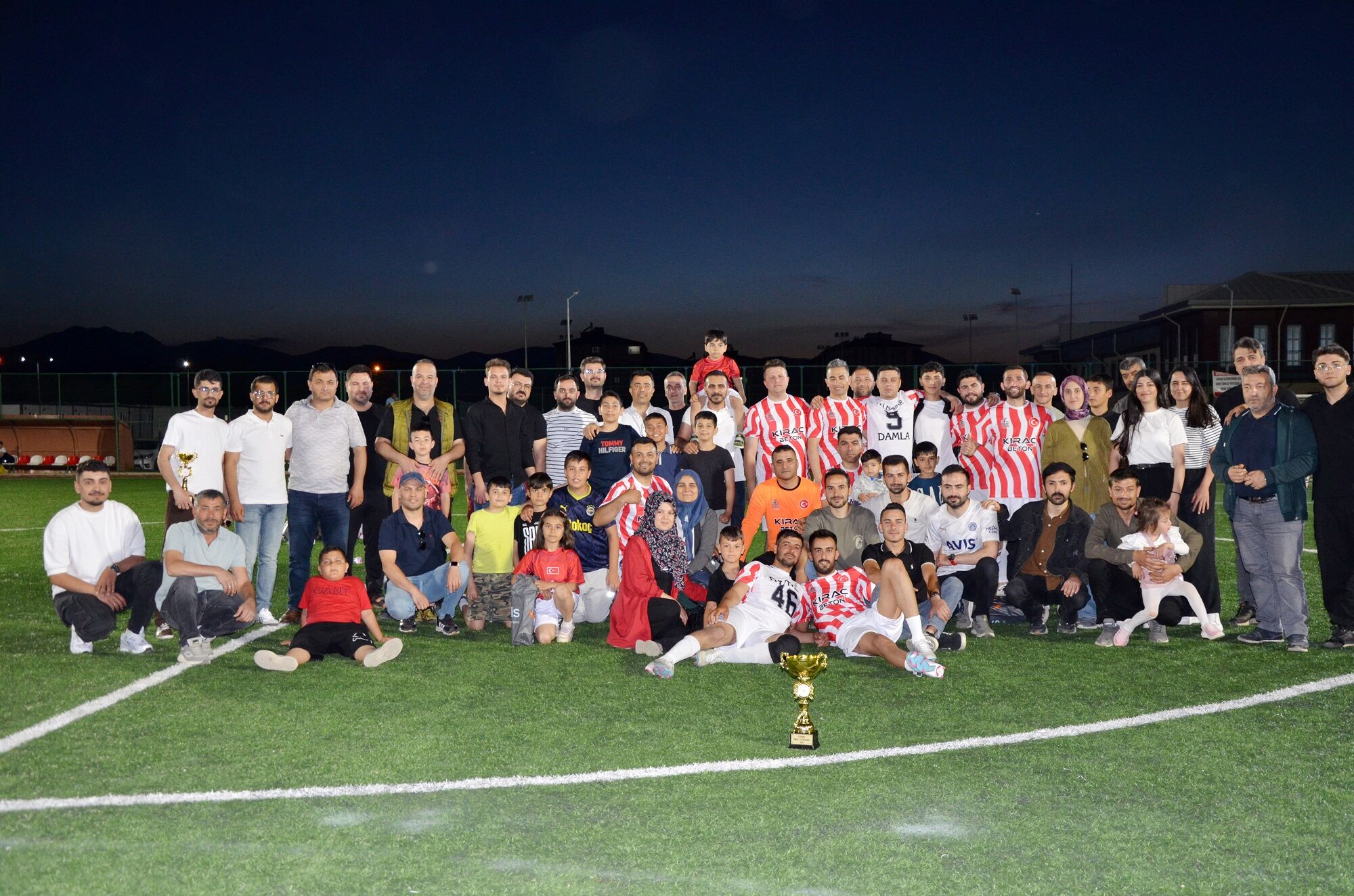 Afşin Futbol Turnuvası’nda Şampiyon Kıraç Beton Oldu (7)