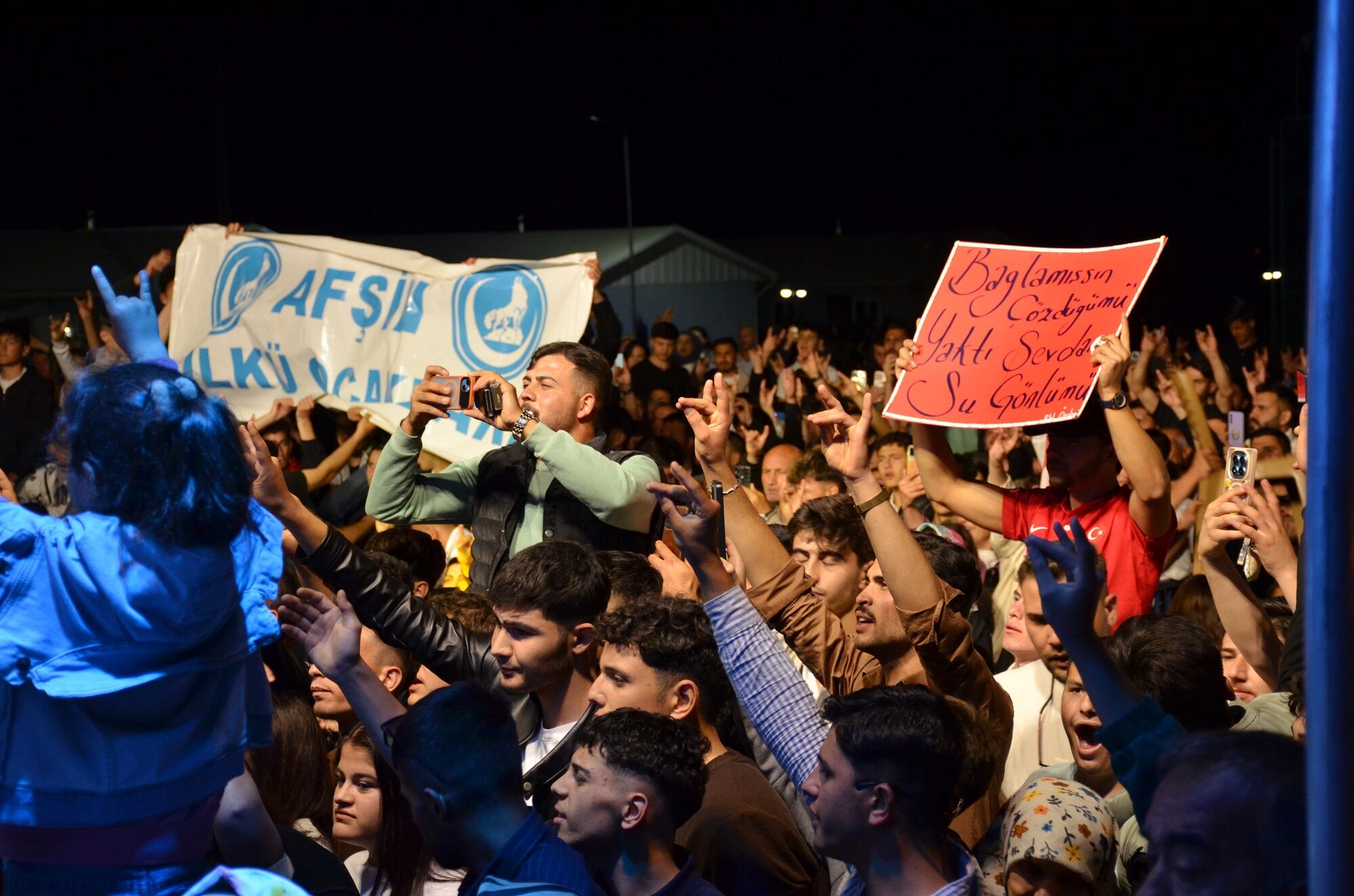 Afşin Gençlik Festivali Finalinde Mustafa Yıldızdoğan Coşkusu (32)